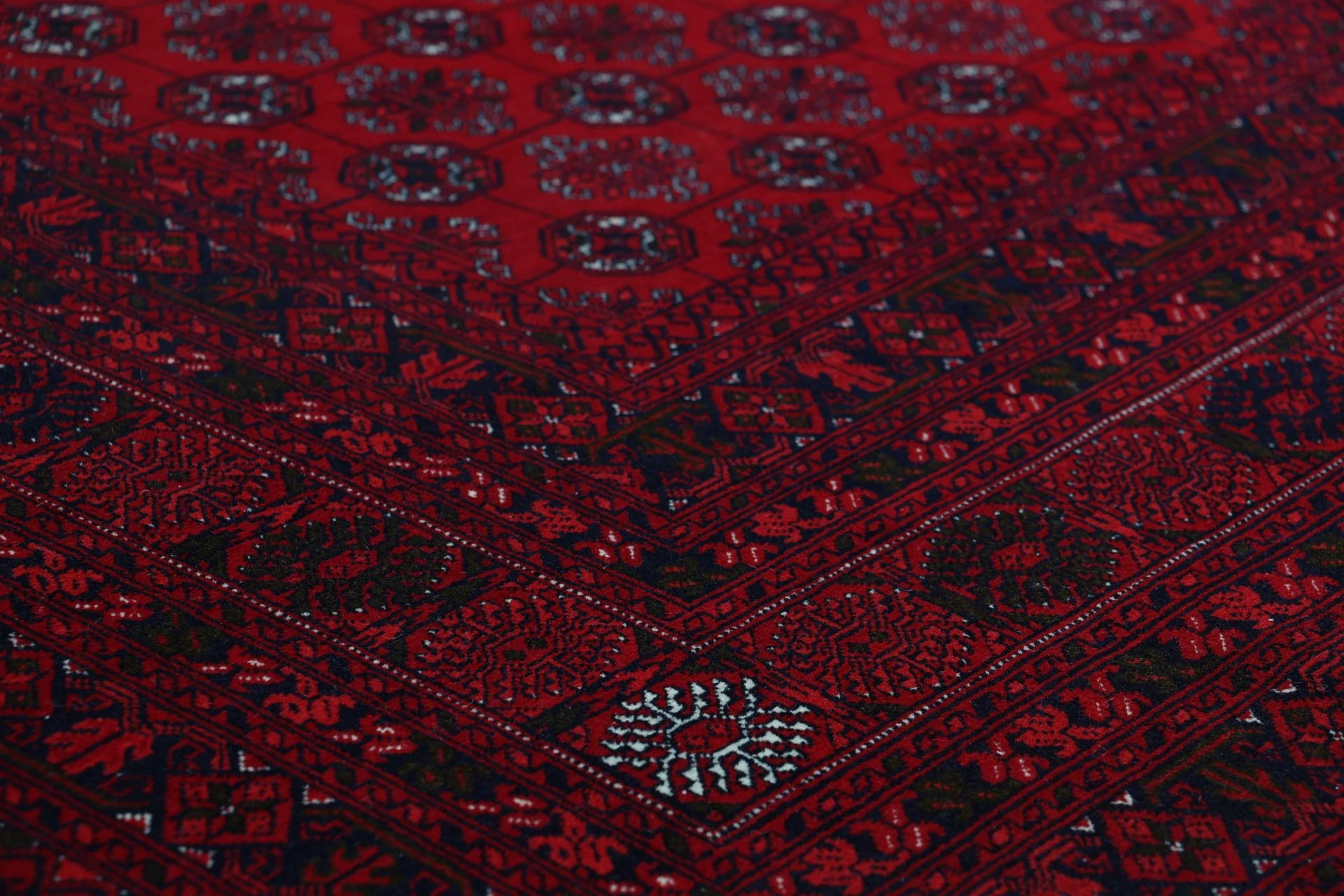 Hand-Knotted Wool Afghan Rug, 252 × 344 cm