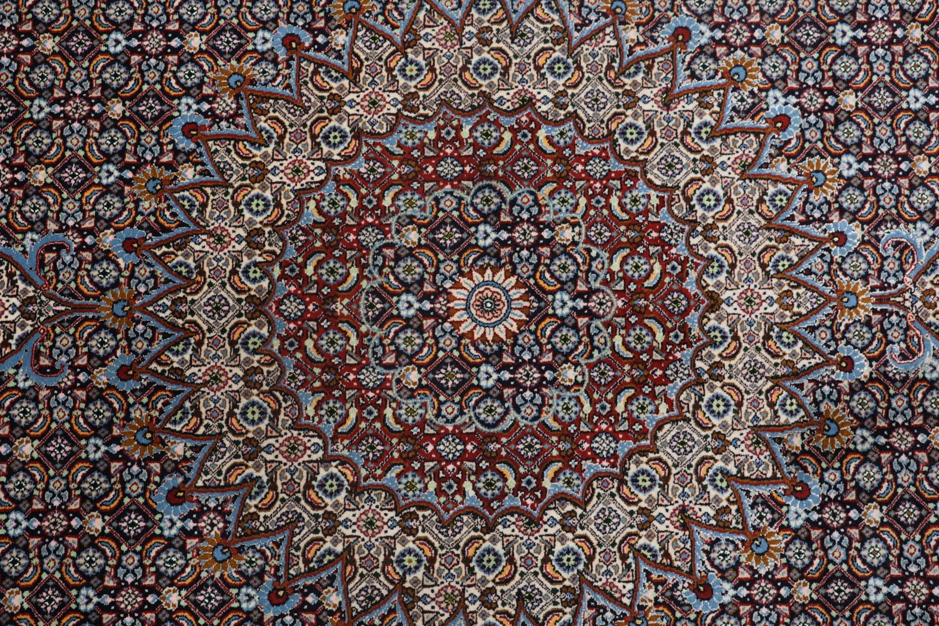 Moud Persian Rug 202 × 295 cm, Wool, hand-knotted