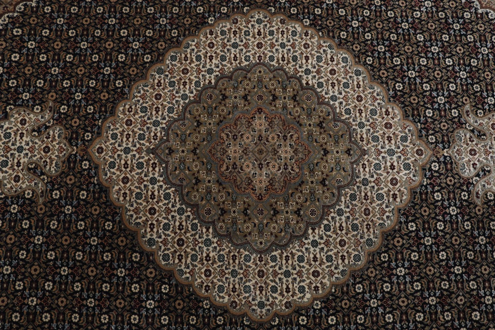 Hand-Knotted Wool Tabriz Indian Rug, 253 × 304 cm