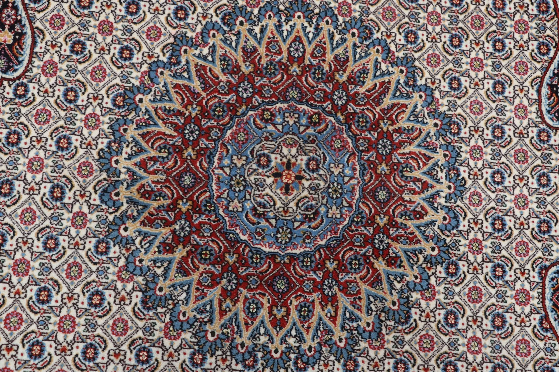 Moud Persian Rug 165 × 245 cm, Wool, hand-knotted