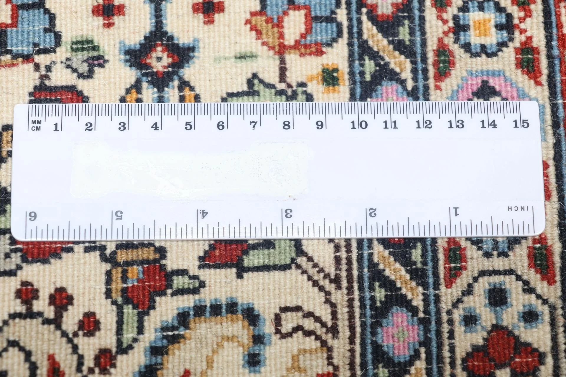 Moud Persian Rug 165 × 245 cm, Wool, hand-knotted
