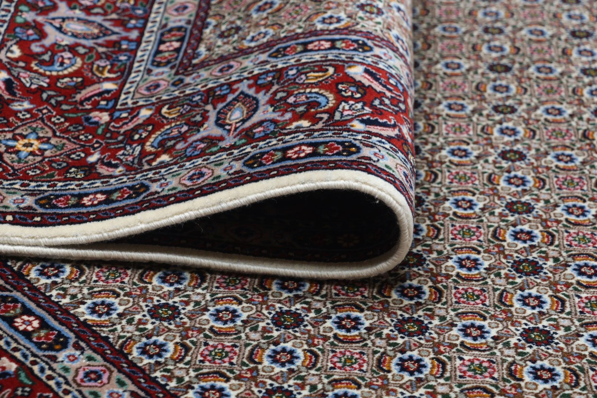 perserteppich-moud-167-x-235-cm-schurwolle-und-seide-handgeknupft-31 Moud Persian Rug 167 × 235 cm, Wool & Silk, hand-knotted