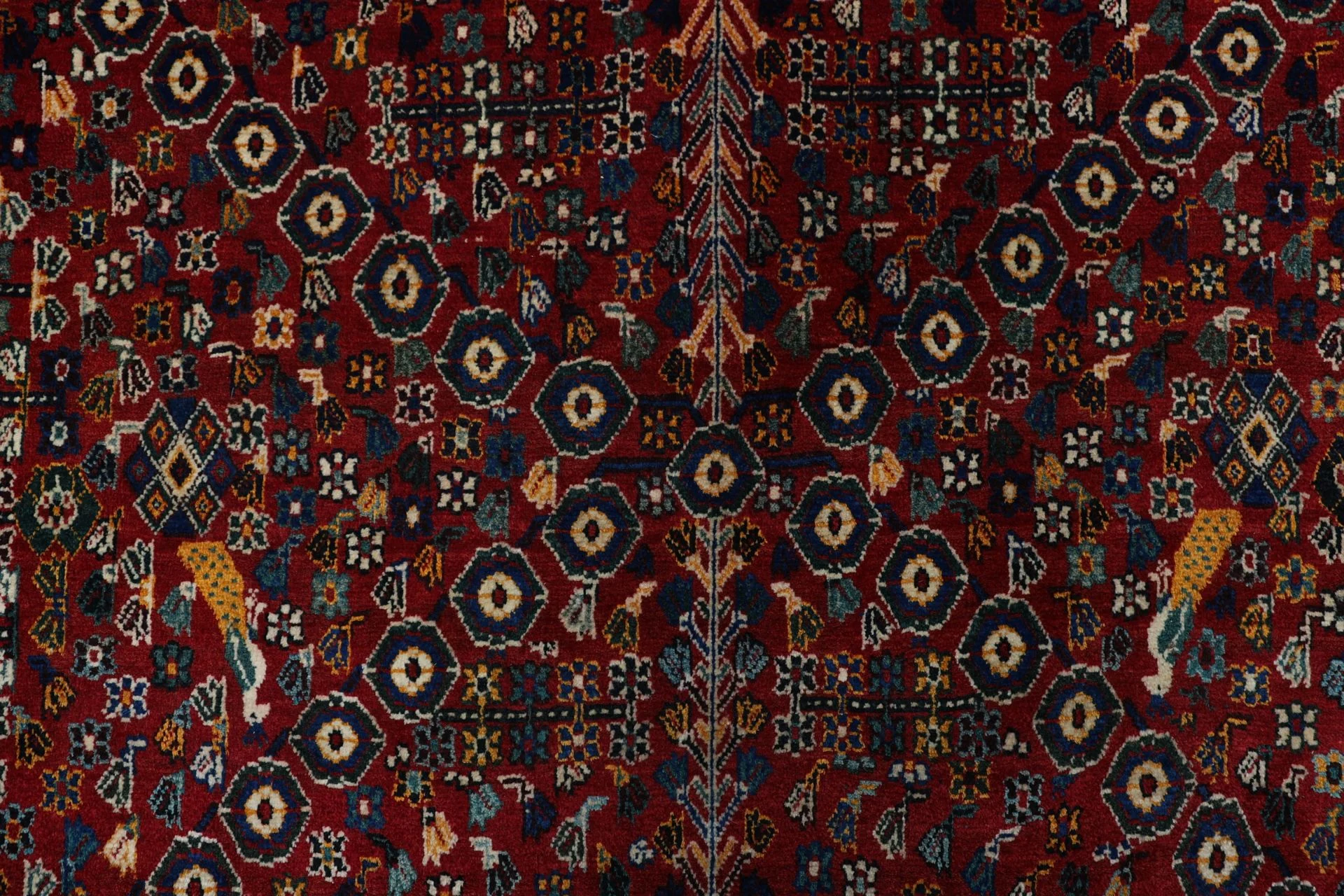 Hand-Knotted Wool Shiraz Persian Rug, 213 × 302 cm