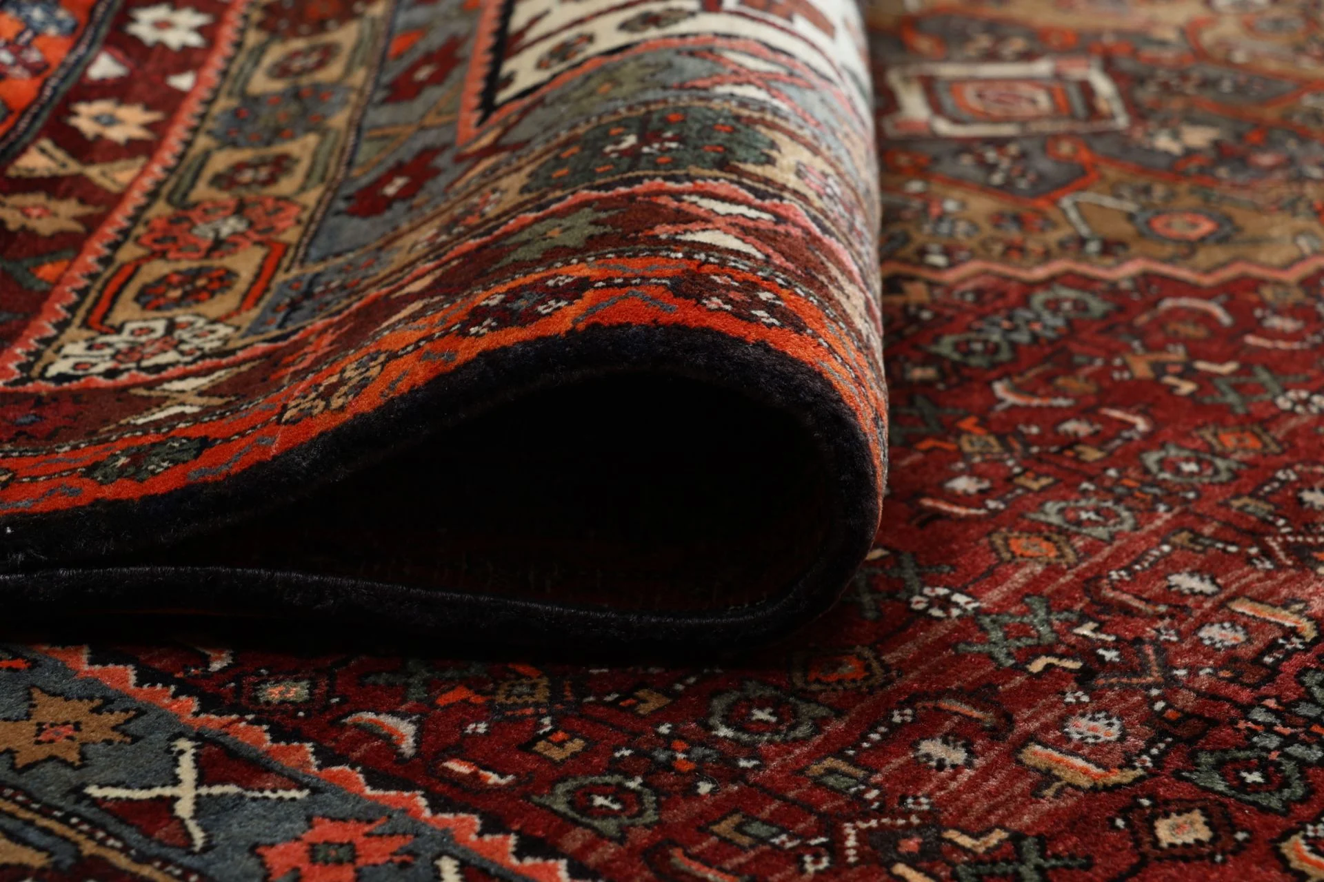 Bijar Persian Rug — hand-knotted, 203 × 300 cm, Wool