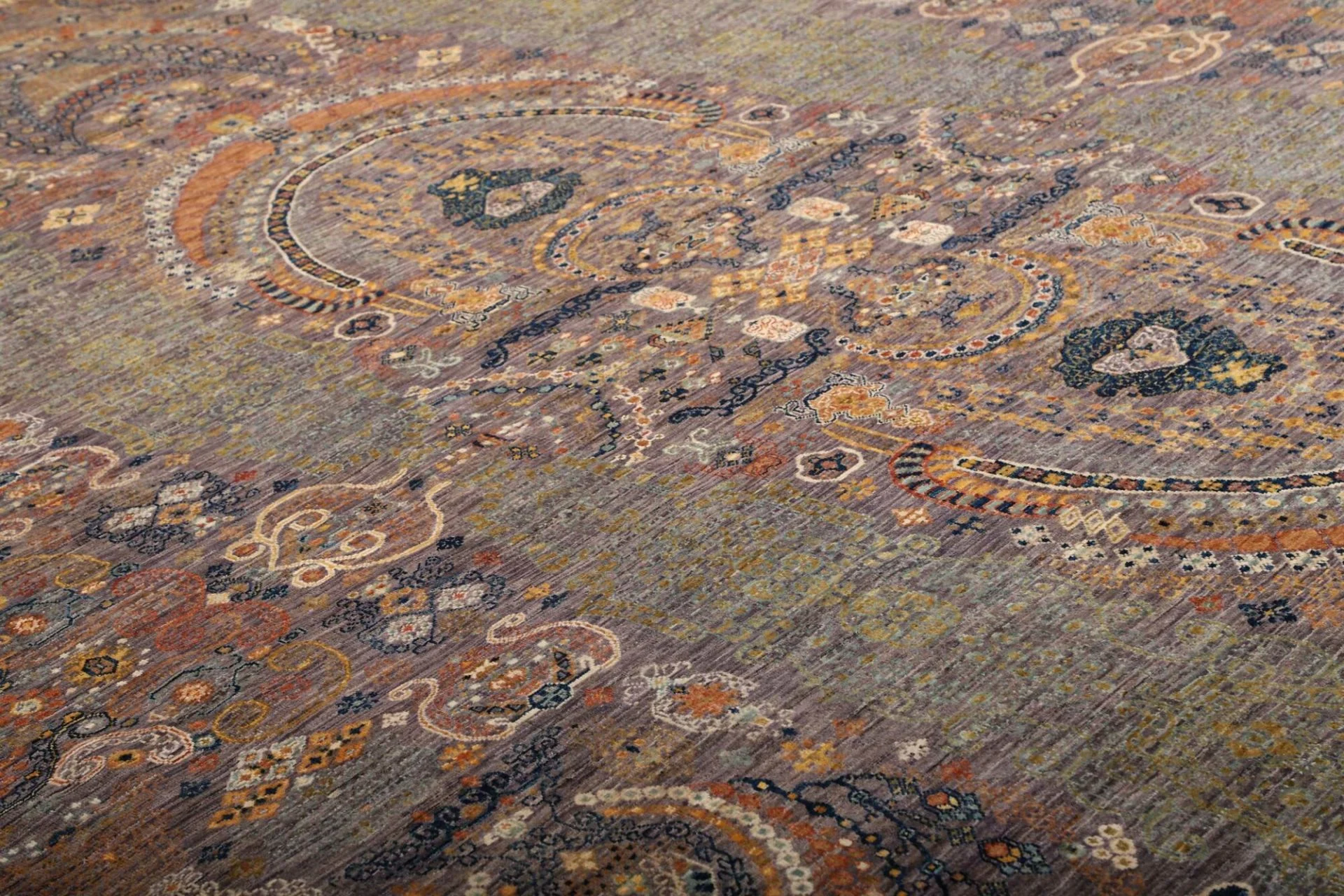 Hand-Knotted Wool Samarkand Pakistani Rug, 248 × 308 cm