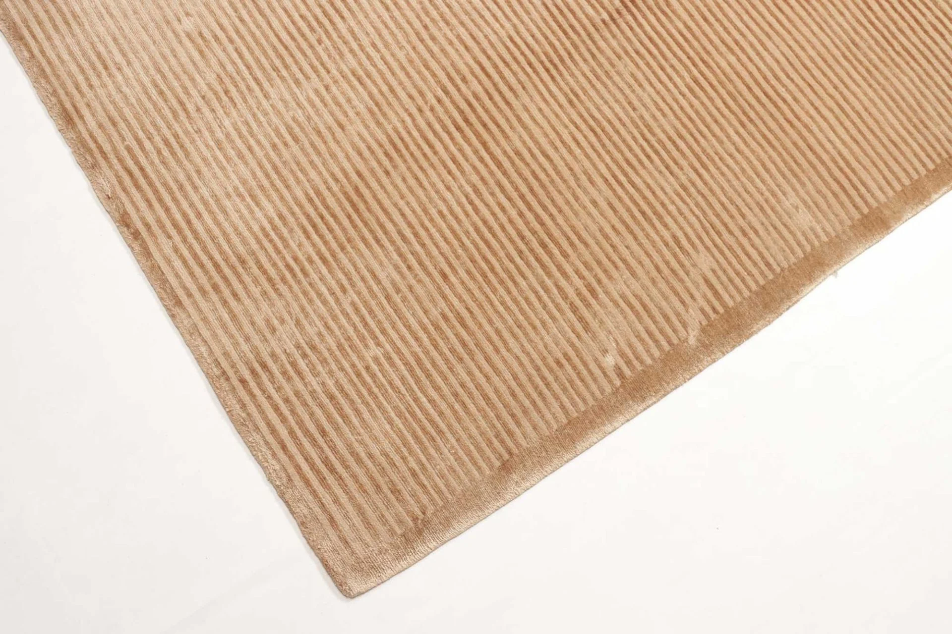 Hand-Knotted Wool Nepal Nepalese Rug, 201 × 299 cm