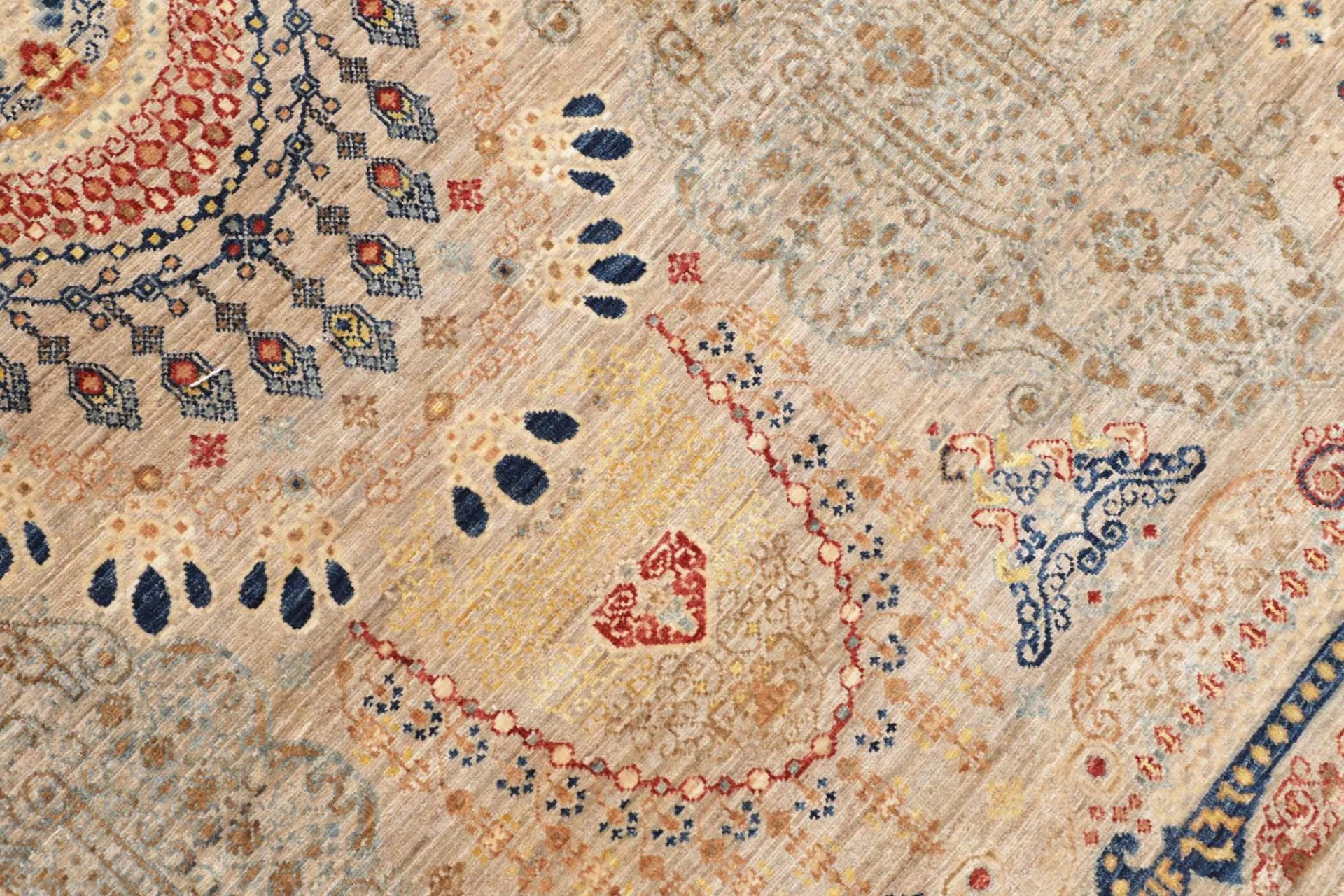 Samarkand Pakistani Rug — hand-knotted, 243 × 303 cm, Wool