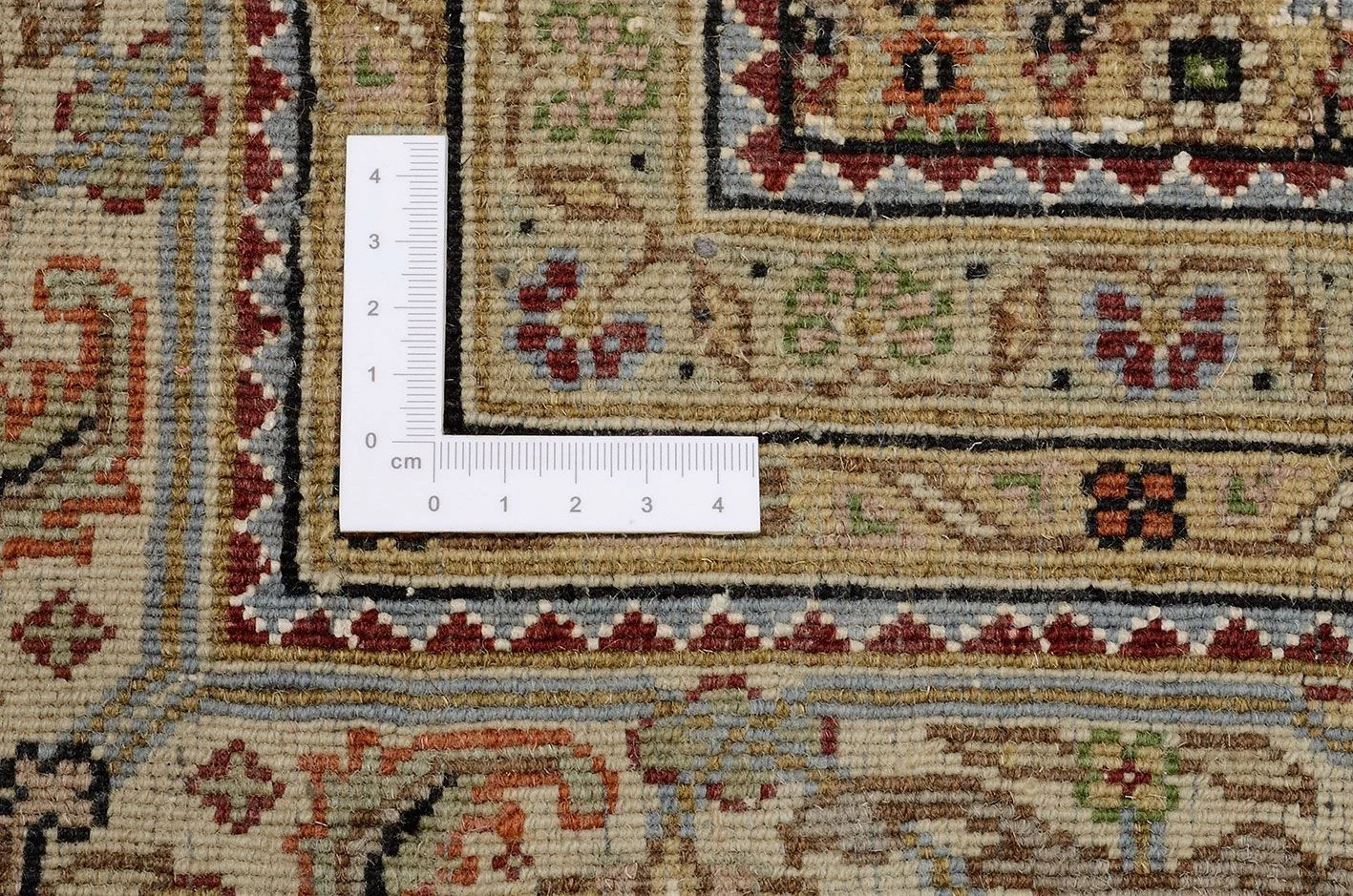 Tabriz Indian Rug — hand-knotted, 173 × 248 cm, Wool