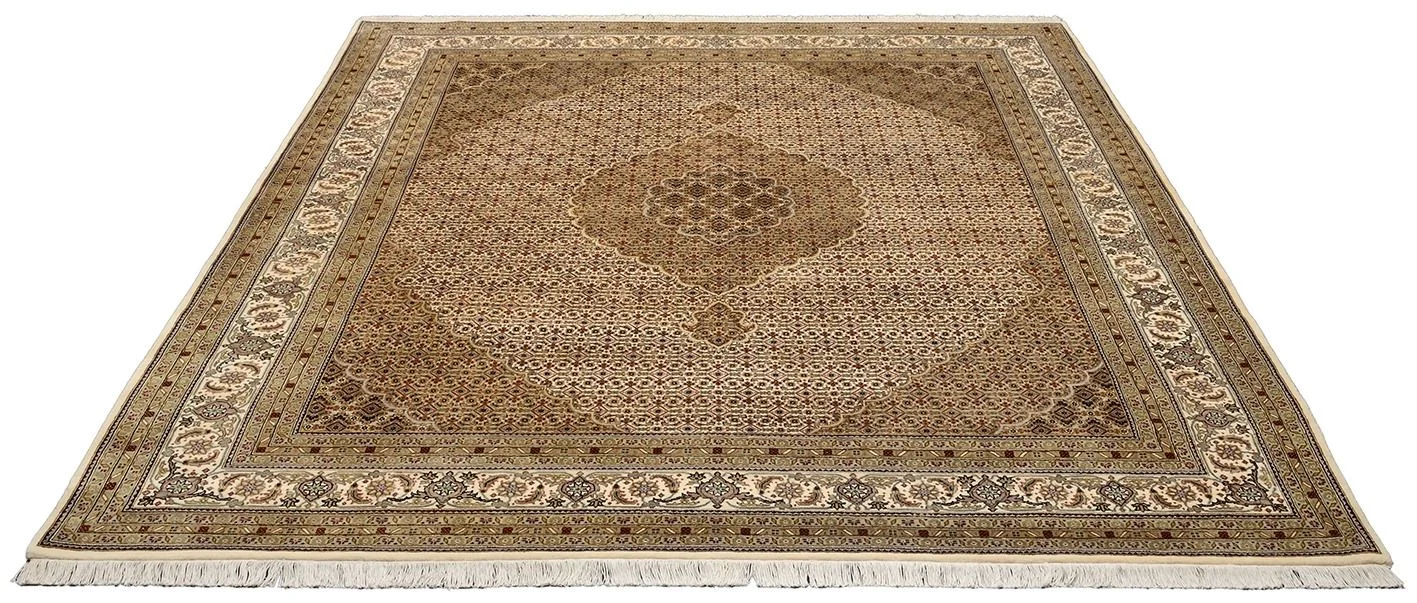 Tabriz Indian Rug 256 × 306 cm, Wool, hand-knotted