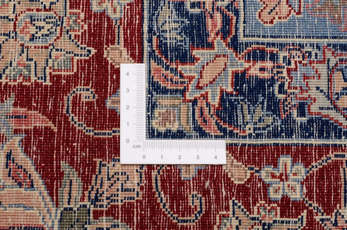Isfahan Chinese Rug 250 × 300 cm, Wool, hand-knotted