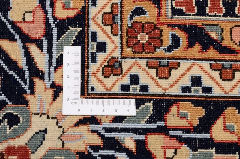 Isfahan Chinese Rug 218 × 325 cm, Wool, hand-knotted