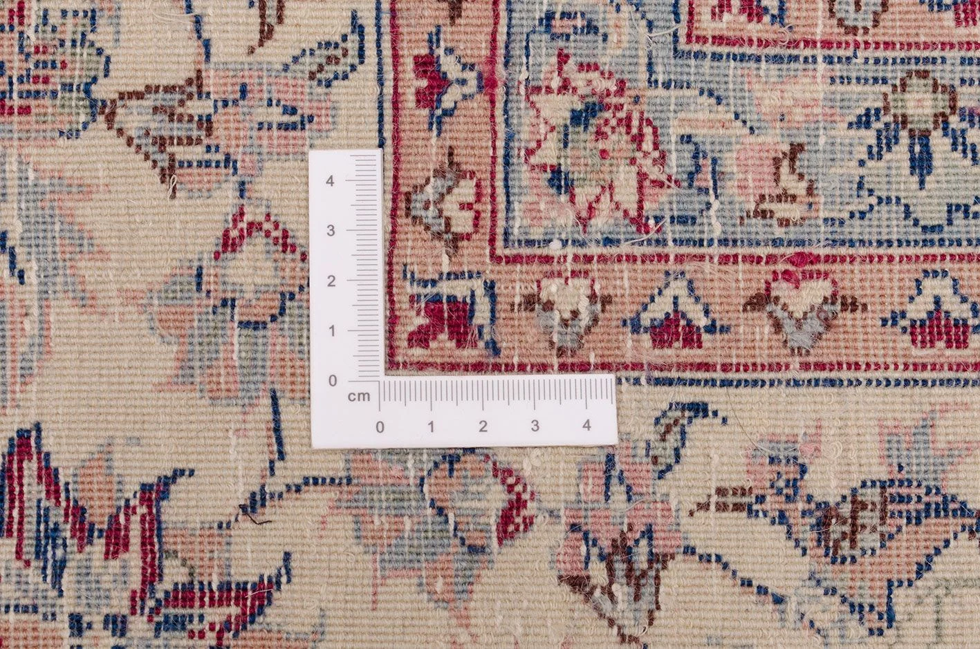 Hand-Knotted Wool Isfahan Chinese Rug, 250 × 307 cm