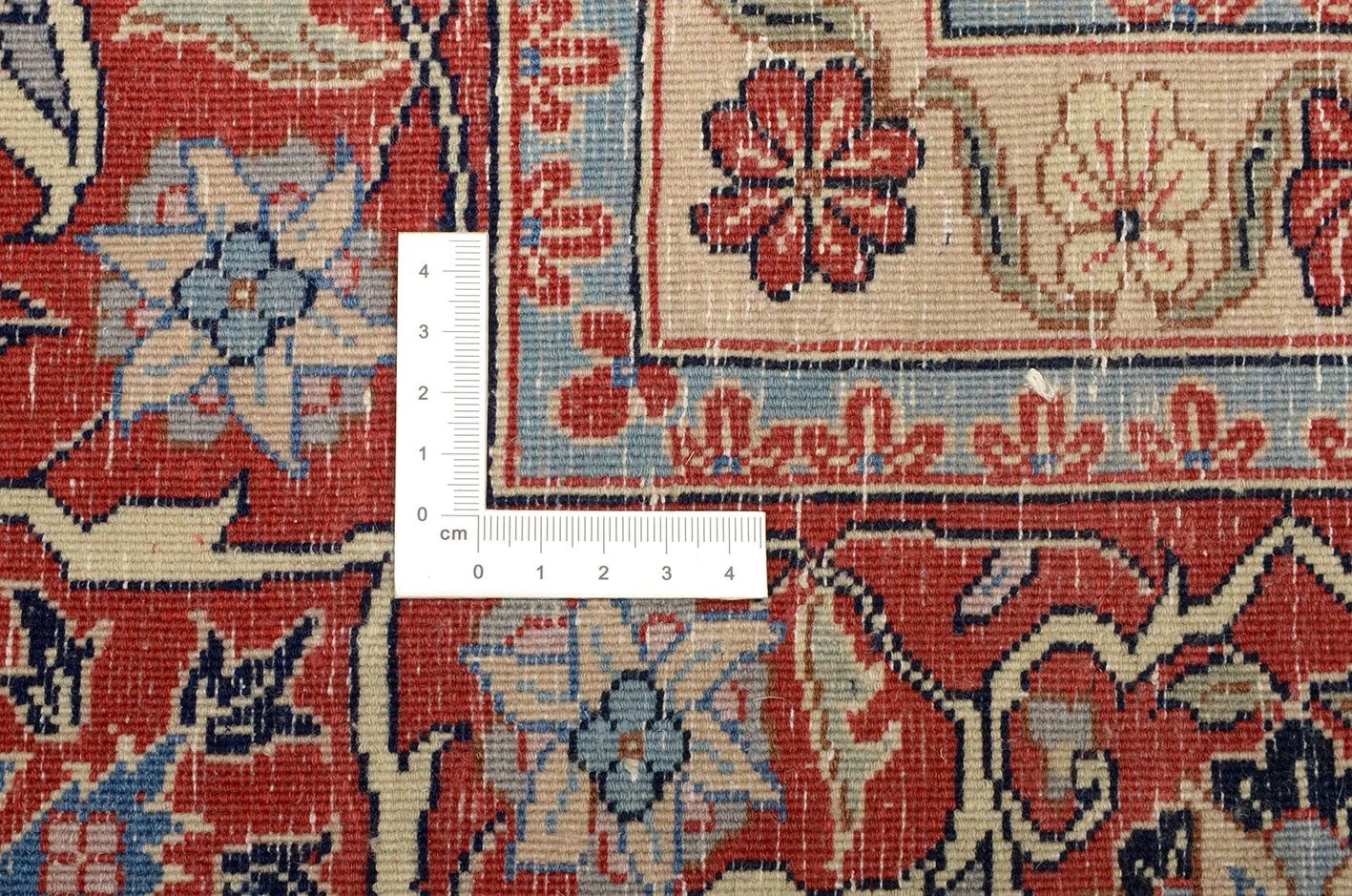Isfahan Chinese Rug 257 × 348 cm, Wool, hand-knotted