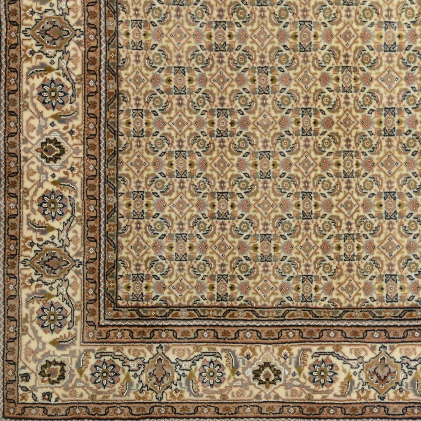orientteppich-tabriz-198-x-303-cm-schurwolle-handgeknupft-3 Tabriz Indian Rug — hand-knotted, 198 × 303 cm, Wool