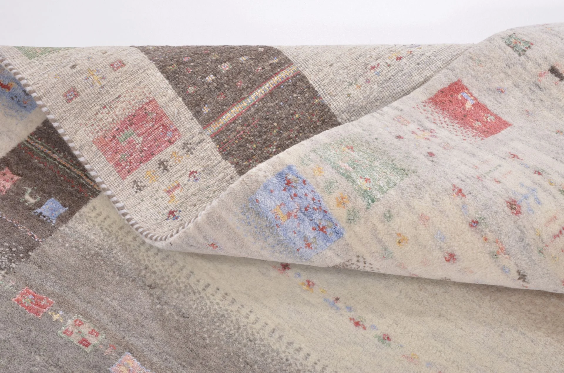 Loribaft Indian Rug 153 × 198 cm, Wool & Silk, hand-knotted