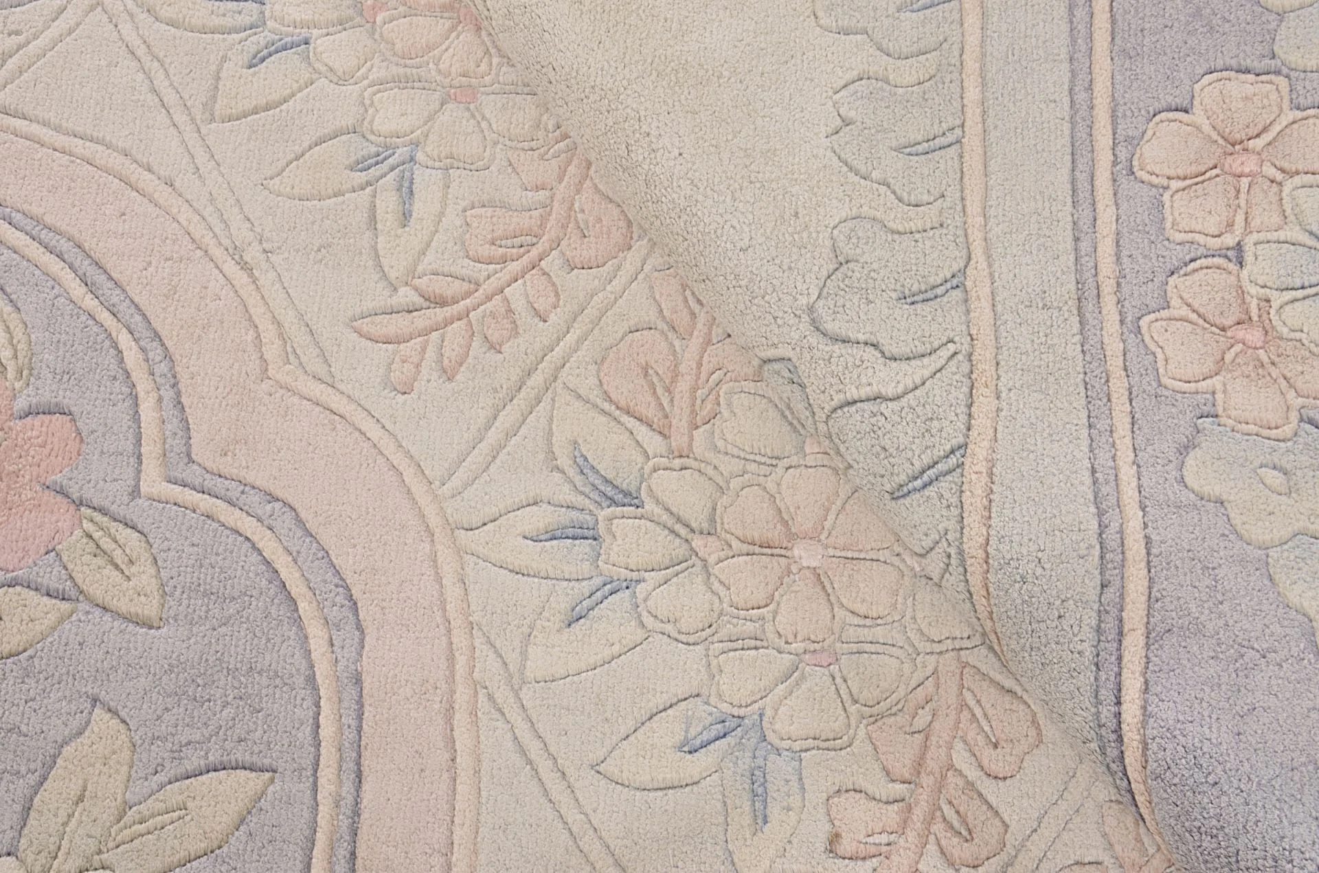 Peking Chinese Rug — hand-knotted, 275 × 363 cm, Wool & Silk
