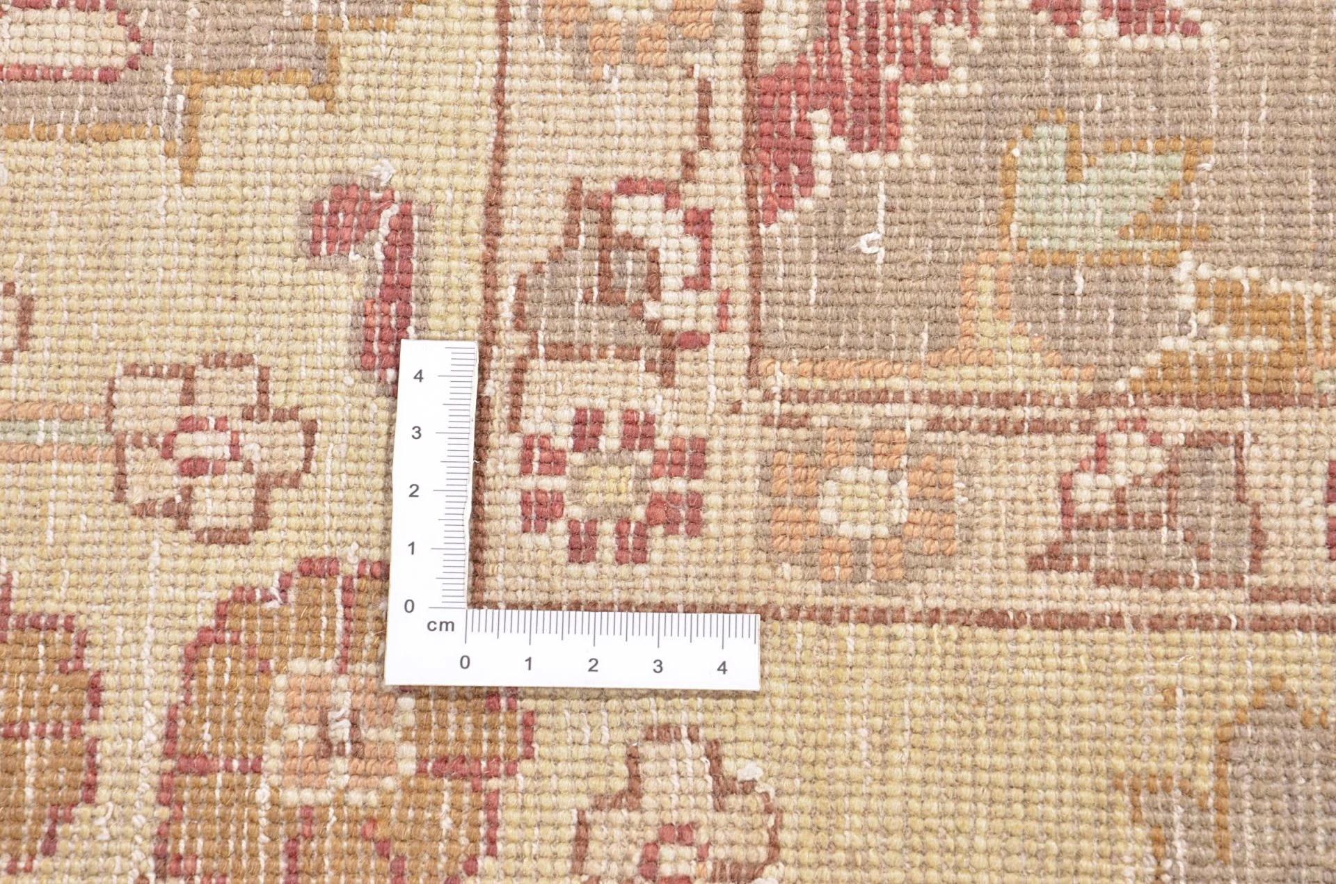 Hand-Knotted Wool Ziegler Indian Rug, 213 × 307 cm