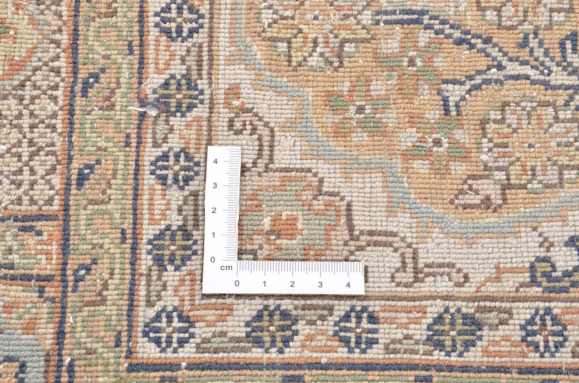 Hand-Knotted Wool Qom Indian Rug, 174 × 243 cm