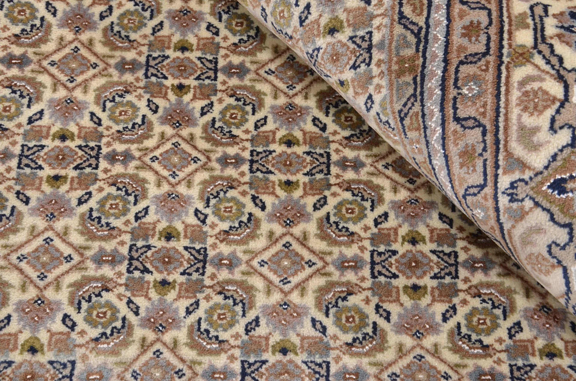 Tabriz Indian Rug — hand-knotted, 201 × 296 cm, Wool