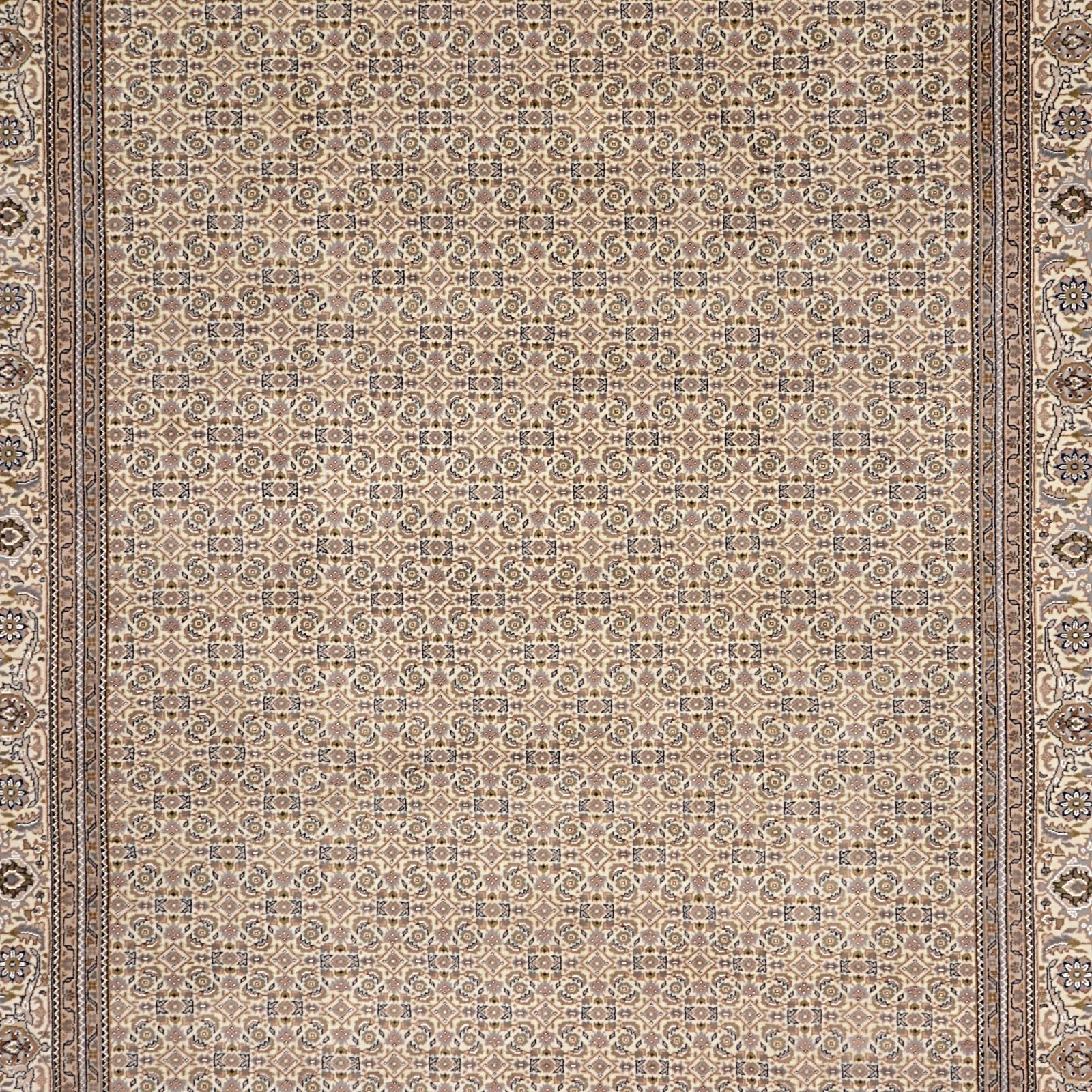 Hand-Knotted Wool Tabriz Indian Rug, 250 × 300 cm