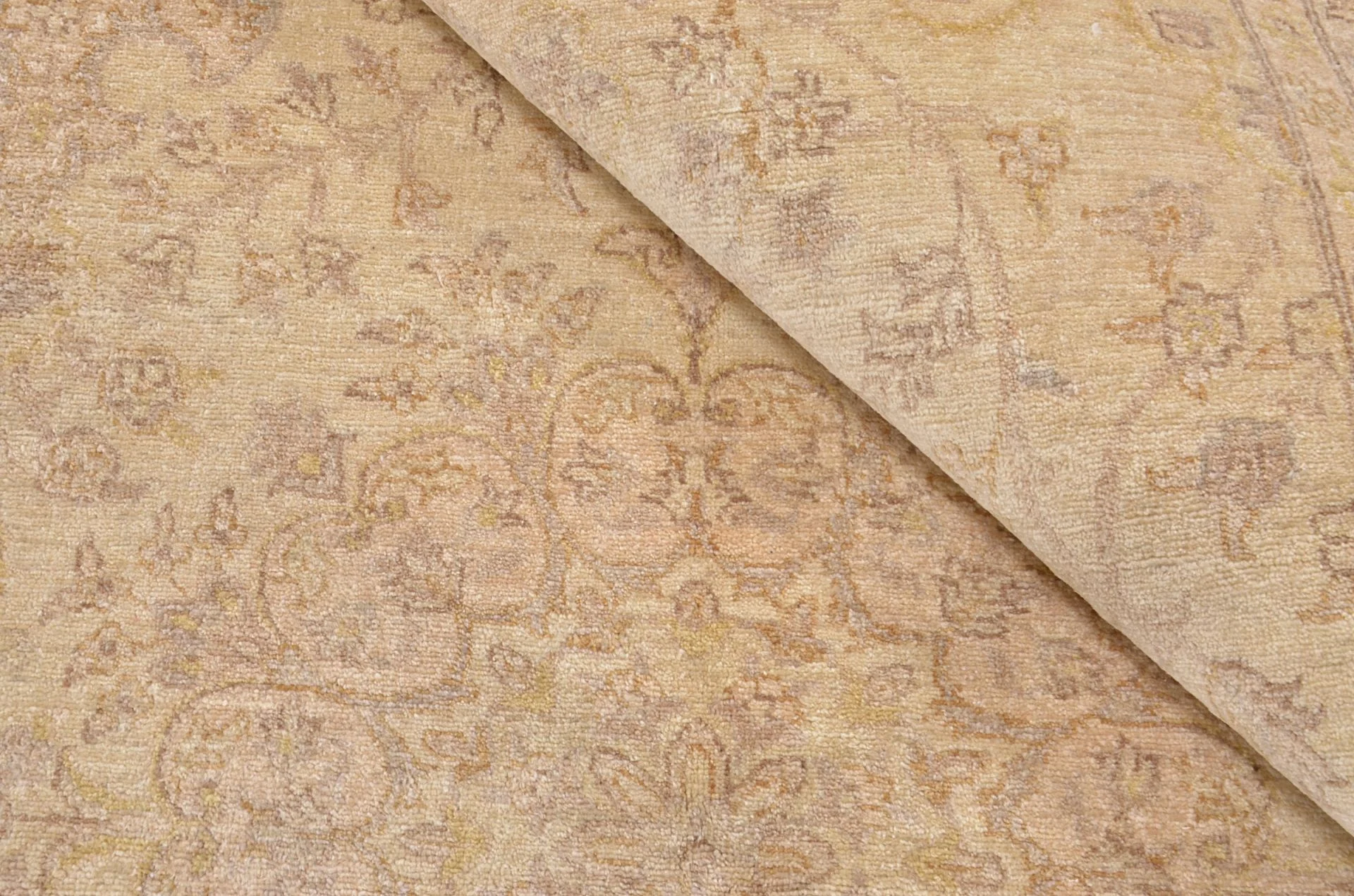 Hand-Knotted Wool Ziegler Pakistani Rug, 167 × 240 cm