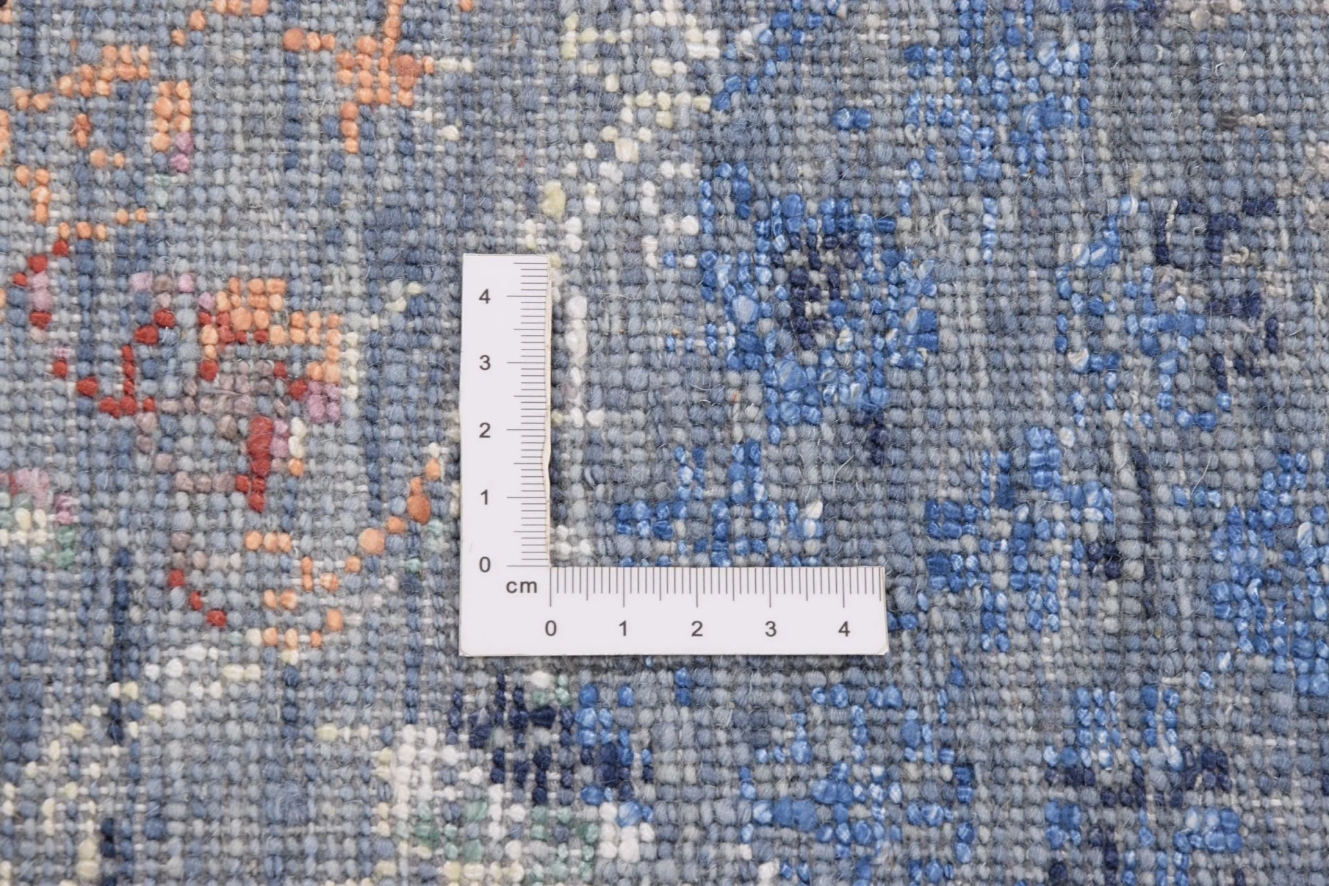 Indian Rug — hand-knotted, 184 × 275 cm, Silk