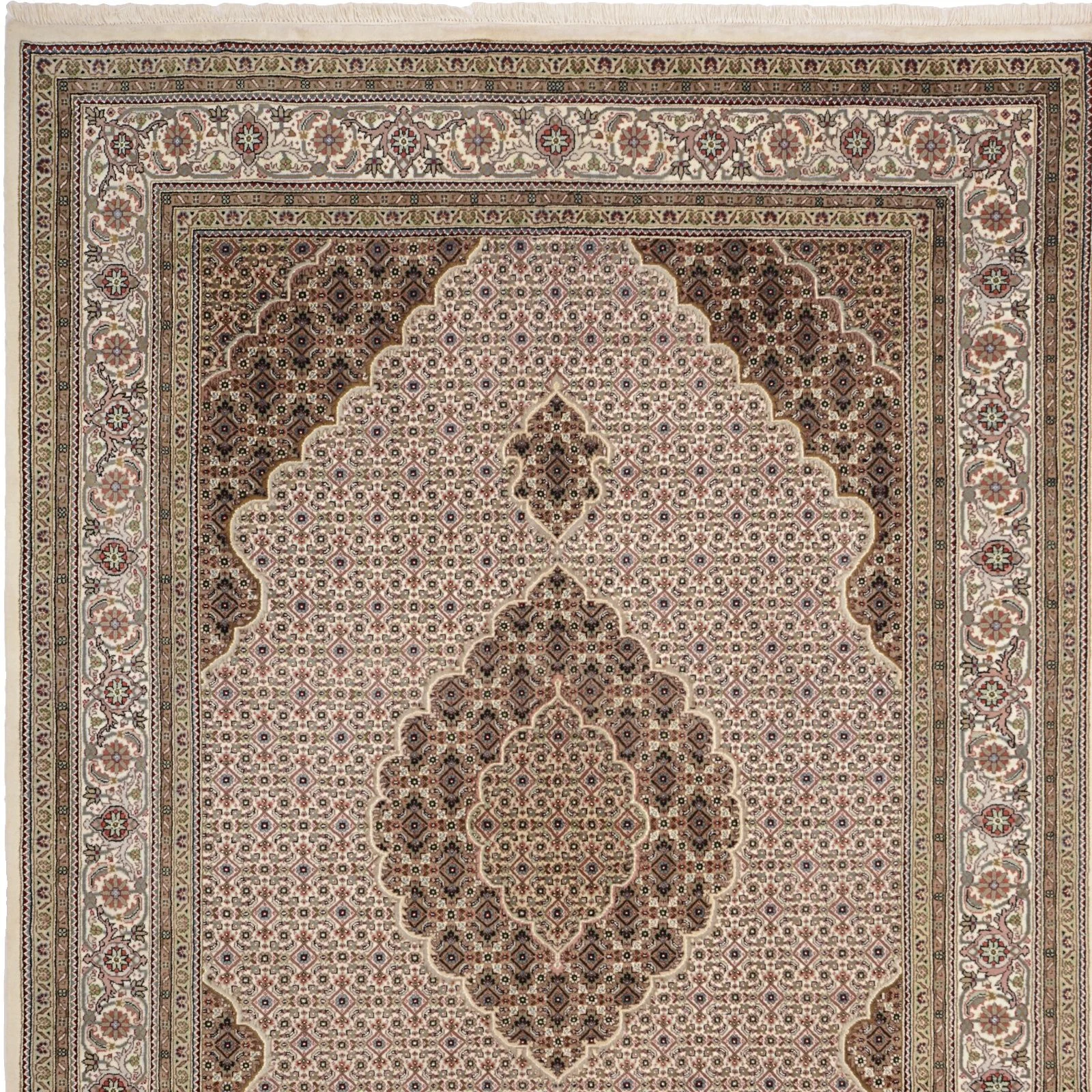 Tabriz Indian Rug 169 × 244 cm, hand-knotted