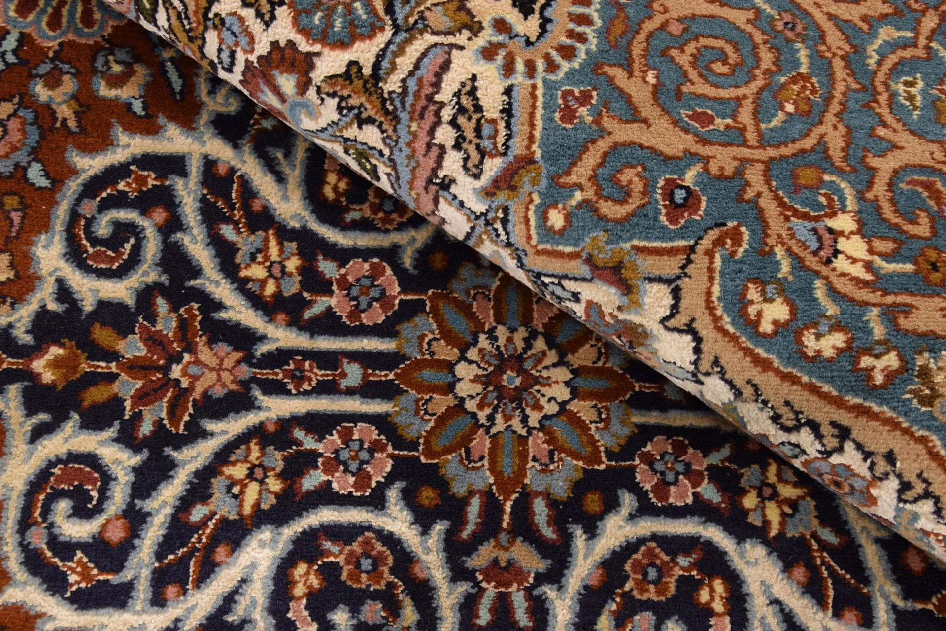 Tabriz Indian Rug 187 × 264 cm, hand-knotted