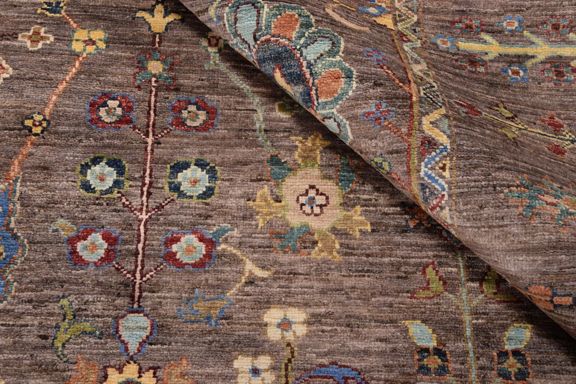 Samarkand Pakistani Rug 174 × 239 cm, Wool, hand-knotted