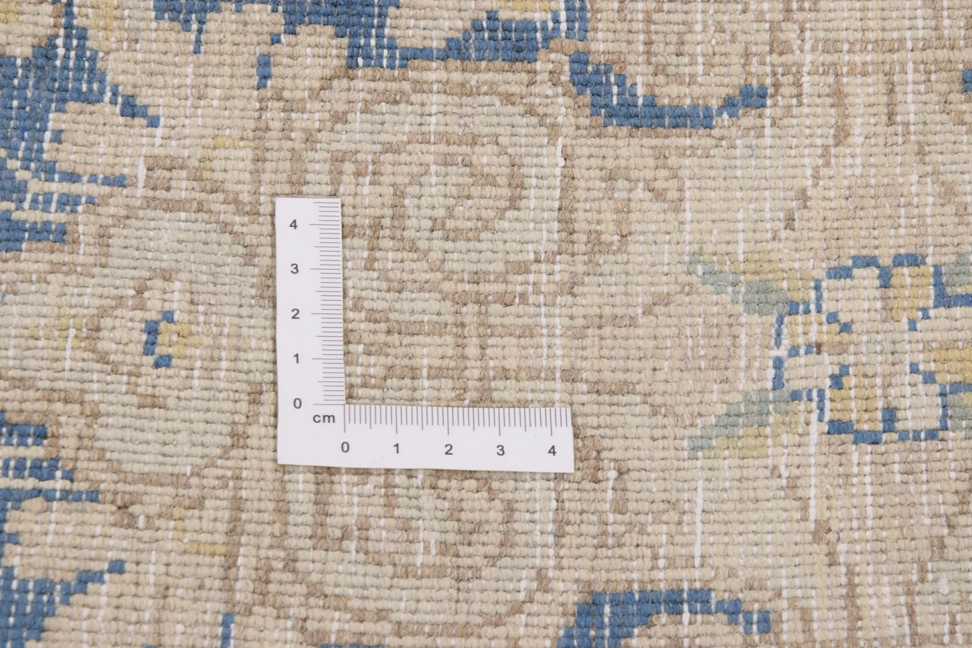 Pakistani Rug 392 × 301 cm, Wool, hand-knotted