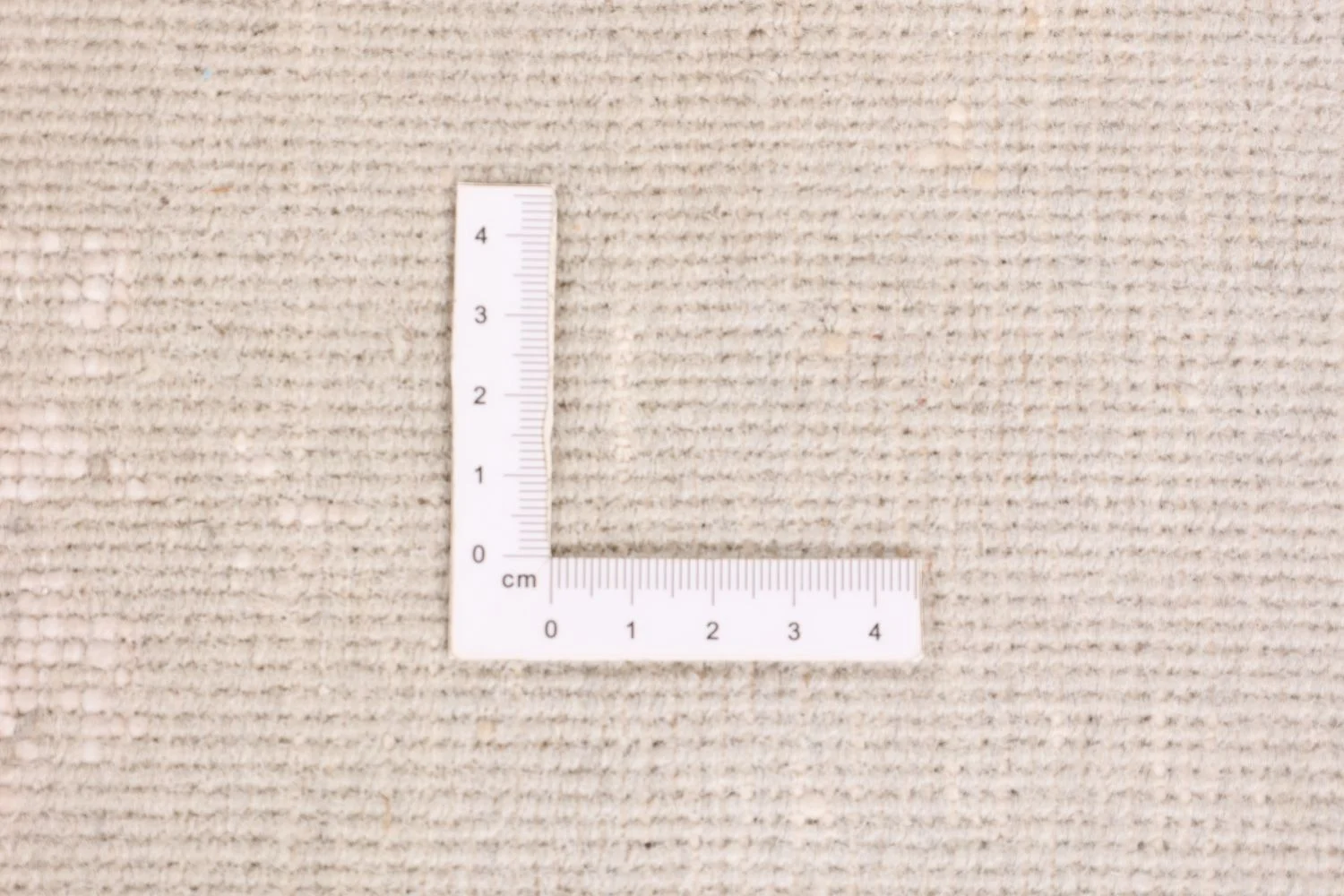 Indian Rug 173 × 246 cm, Wool, hand-knotted
