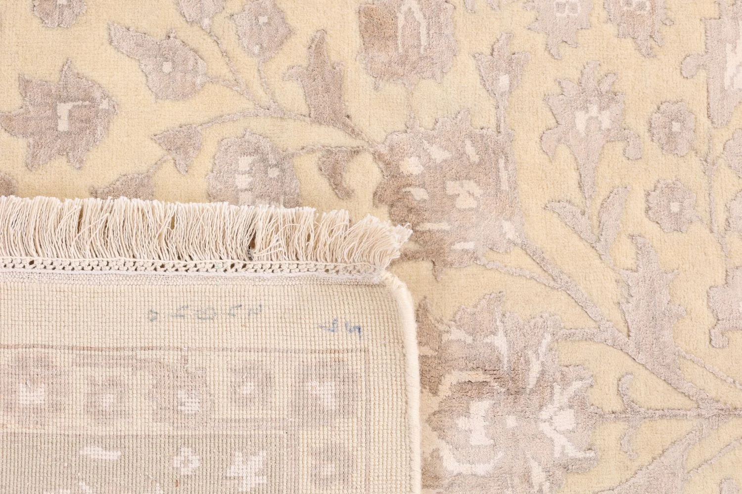 Indian Rug 169 × 243 cm, Wool, hand-knotted