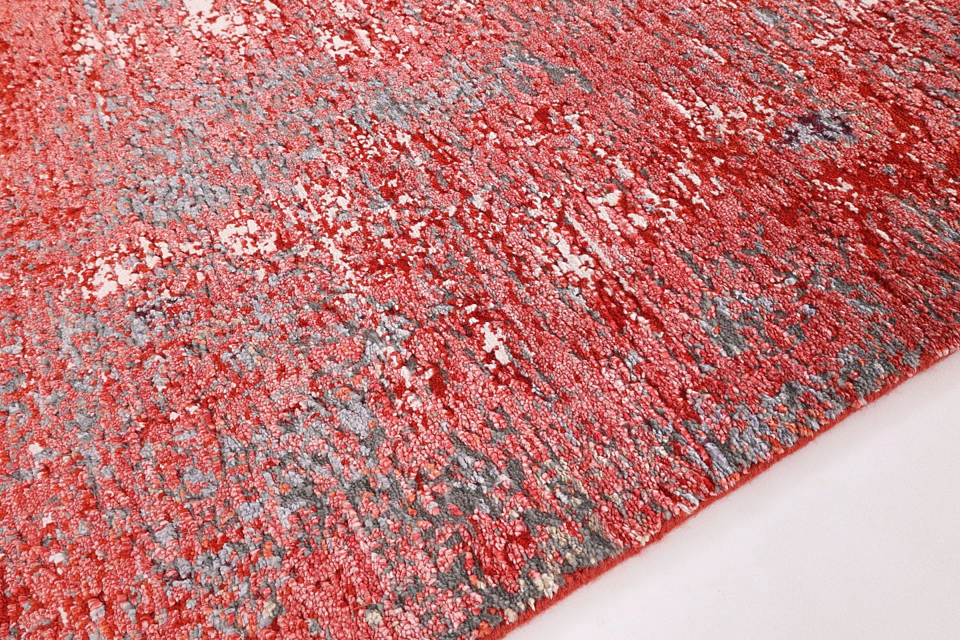 Indian Rug 178 × 242 cm, Wool & Silk, hand-knotted