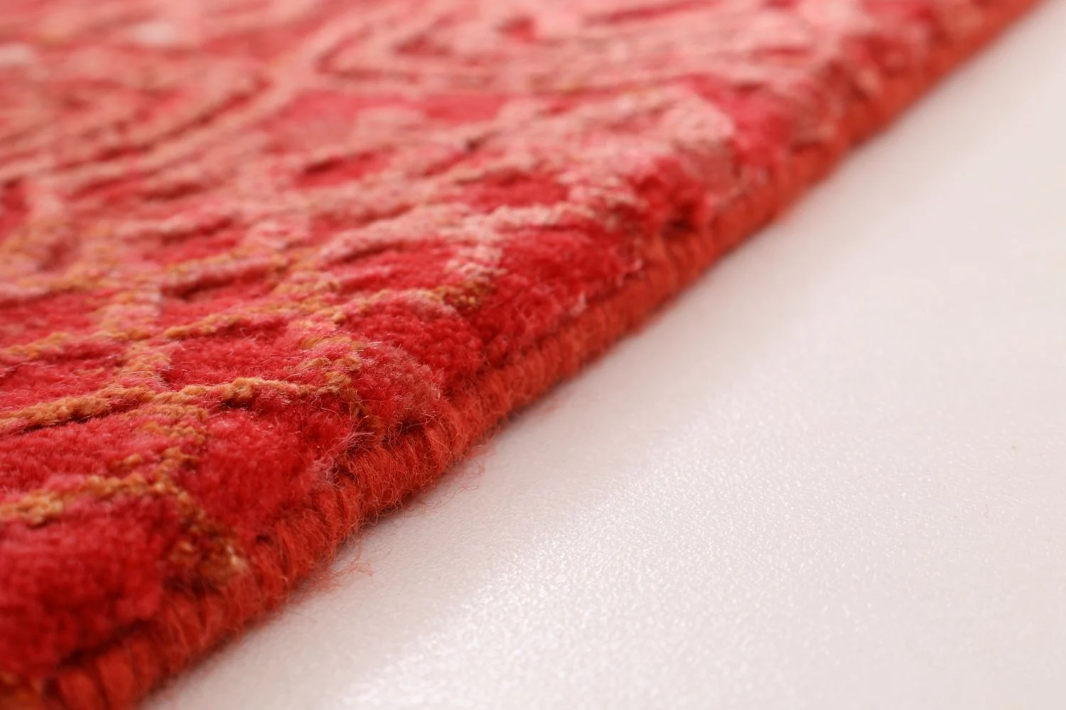 Indian Rug — hand-knotted, 167 × 244 cm, Wool & Silk