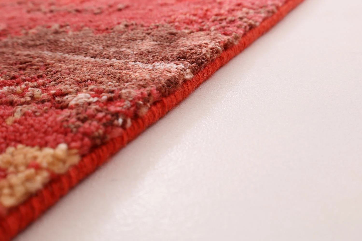 Hand-Knotted Wool & Silk Indian Rug, 167 × 248 cm