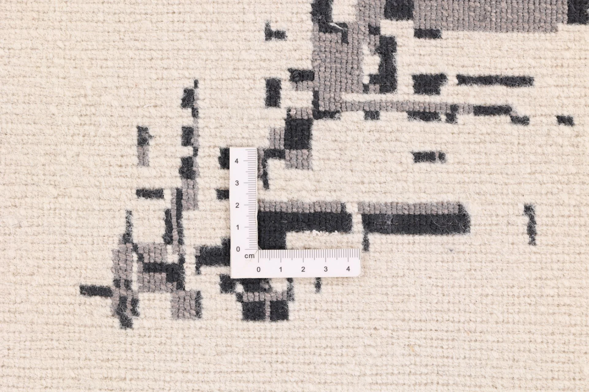 Hand-Knotted Wool & Silk Indian Rug, 250 × 308 cm