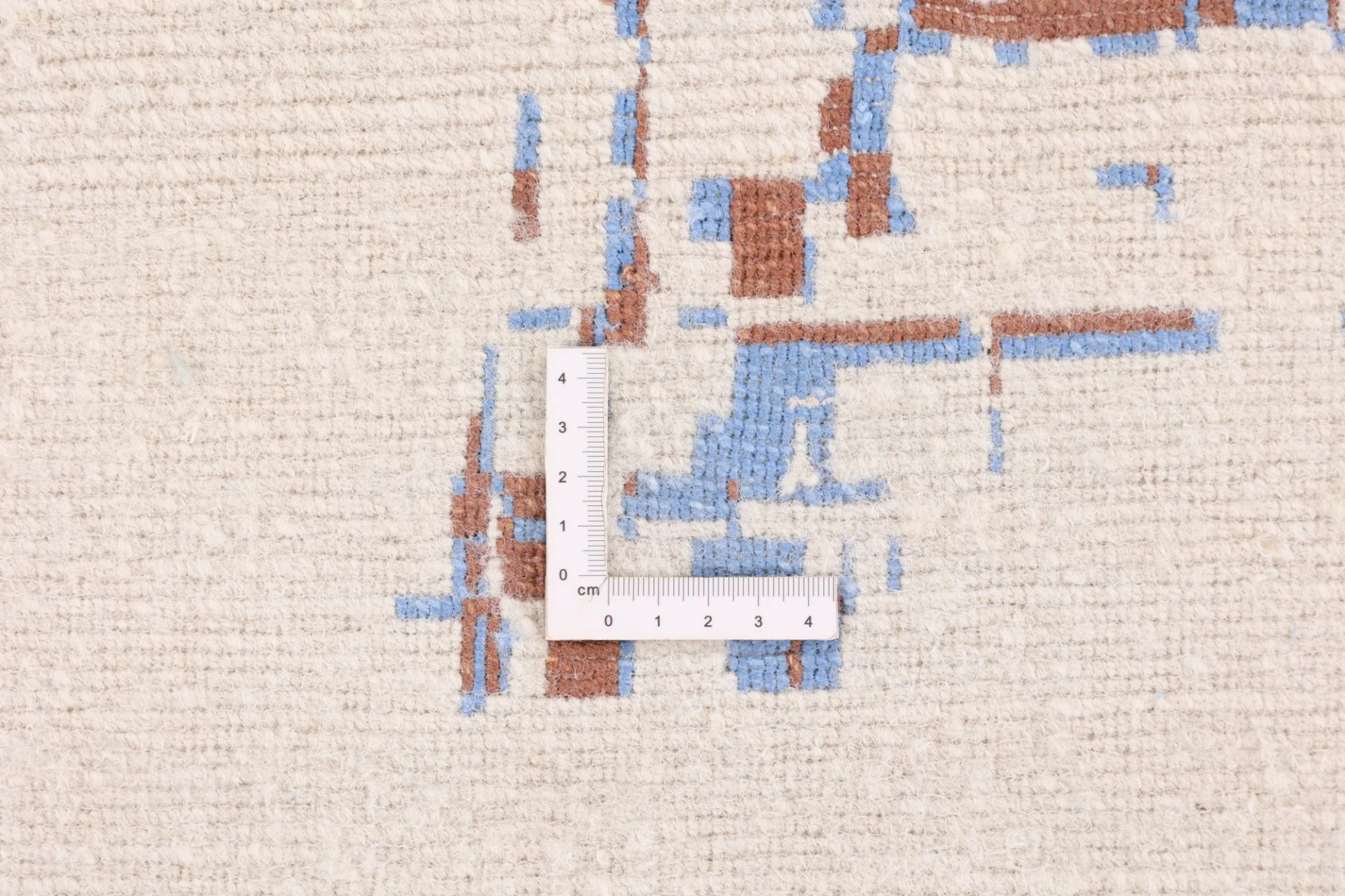 Indian Rug — hand-knotted, 248 × 301 cm, Wool & Silk