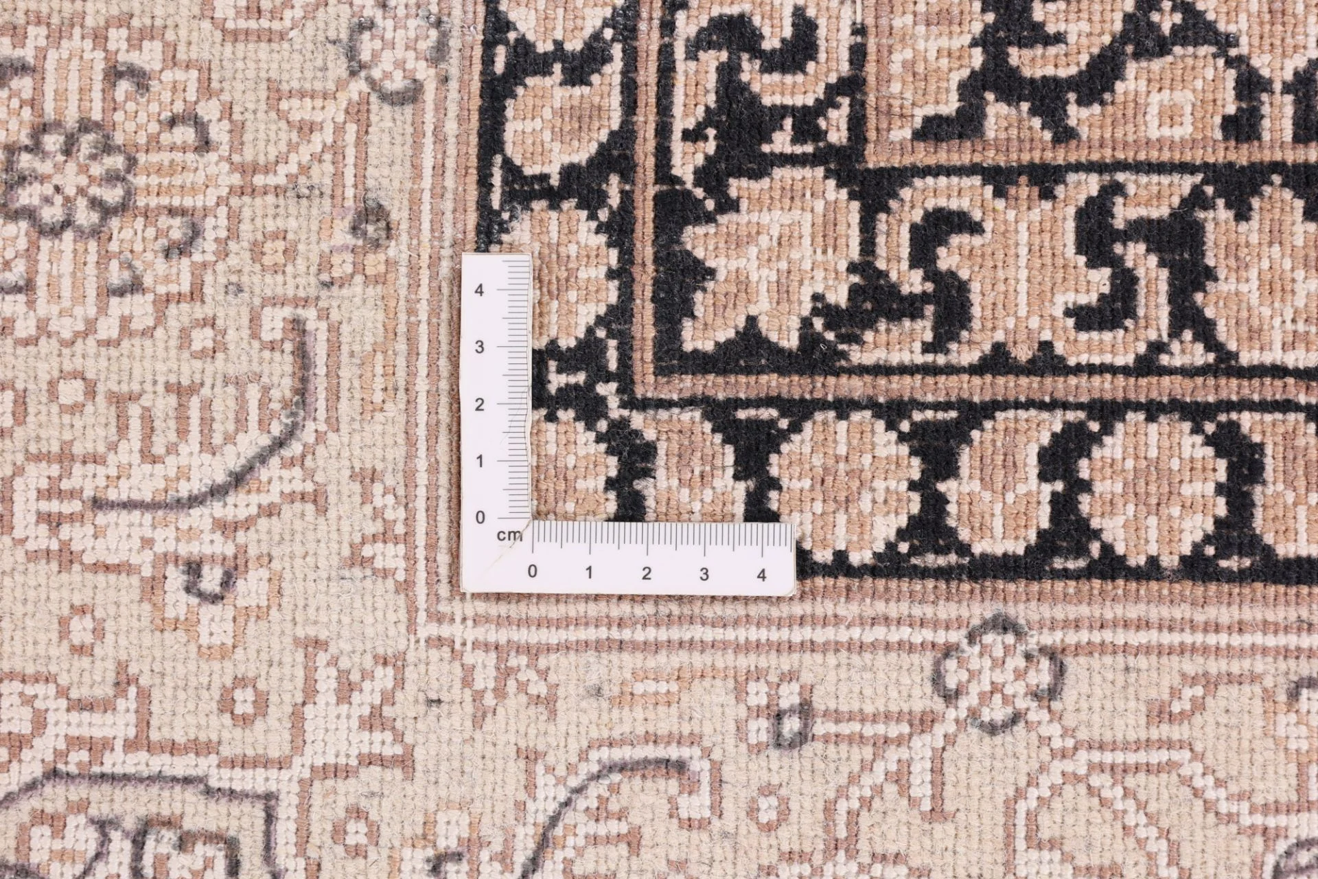 Indian Rug 302 × 198 cm, Wool & Silk, hand-knotted