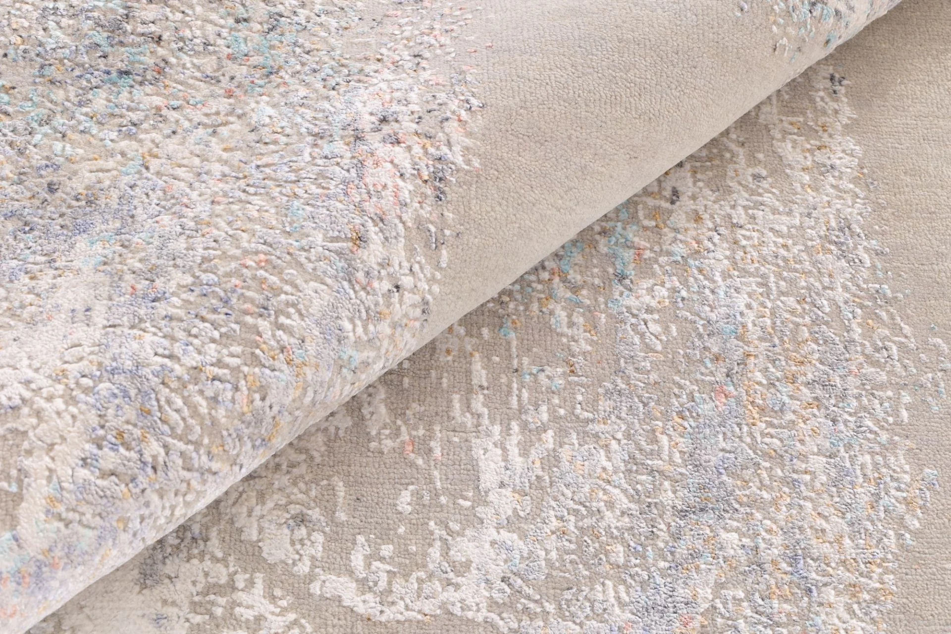 Indian Rug 309 × 202 cm, Wool & Silk, hand-knotted