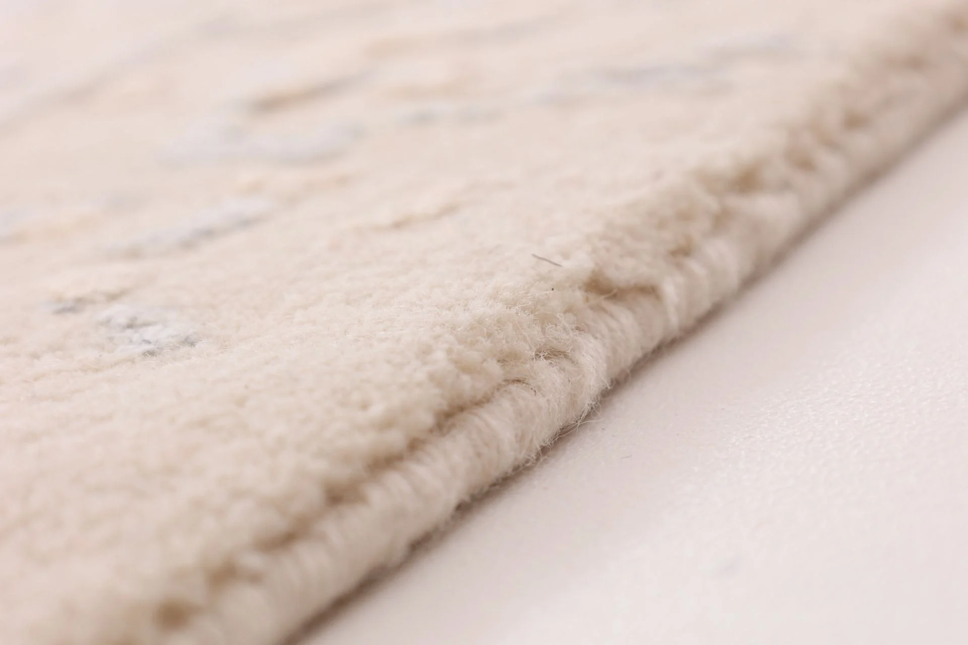 Indian Rug 304 × 257 cm, Wool & Silk, hand-knotted