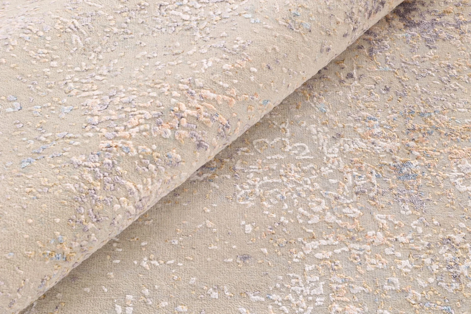 Indian Rug 307 × 208 cm, Wool & Silk, hand-knotted