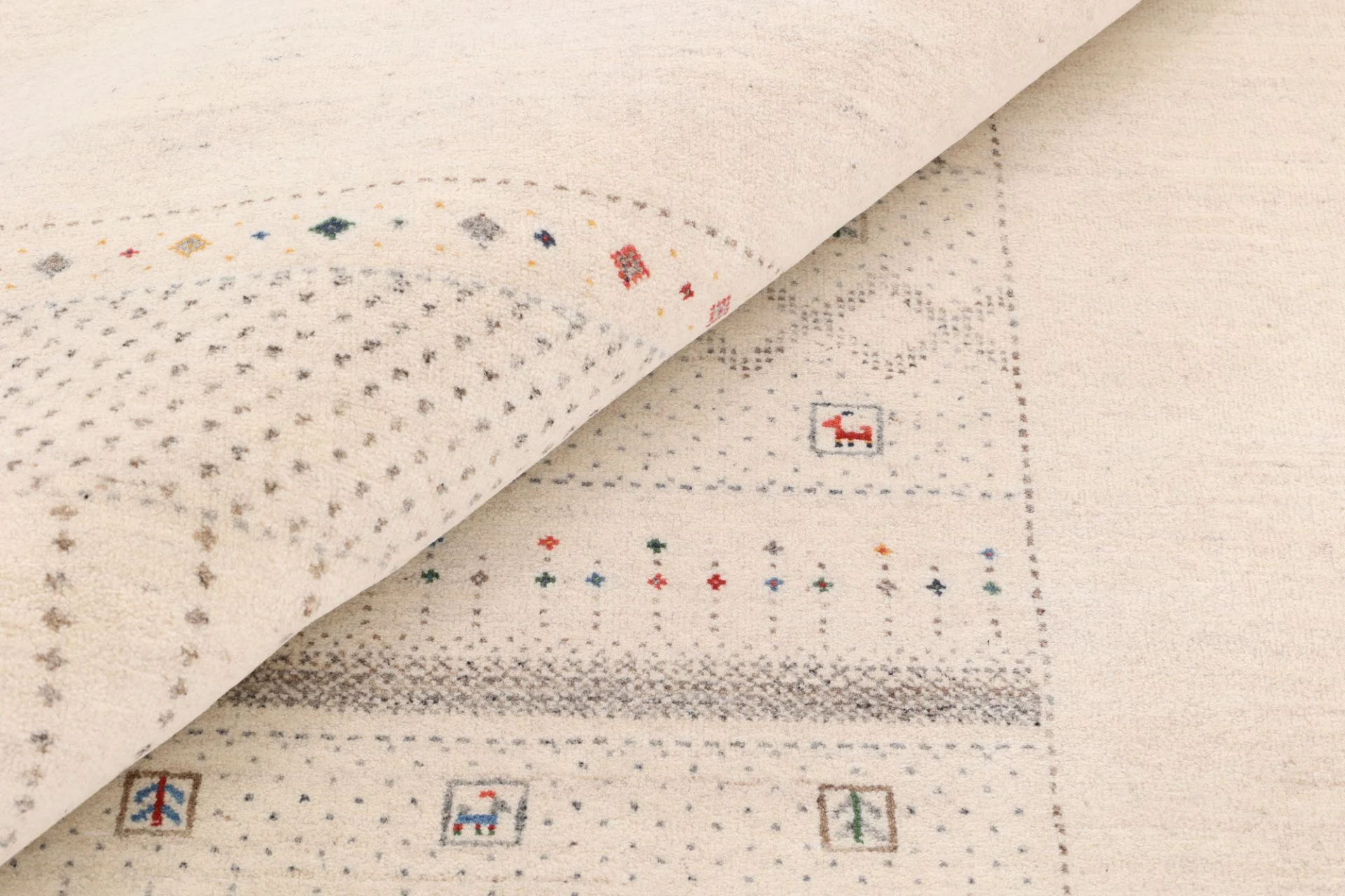 Loribaft Indian Rug — hand-knotted, 366 × 272 cm, Wool & Silk