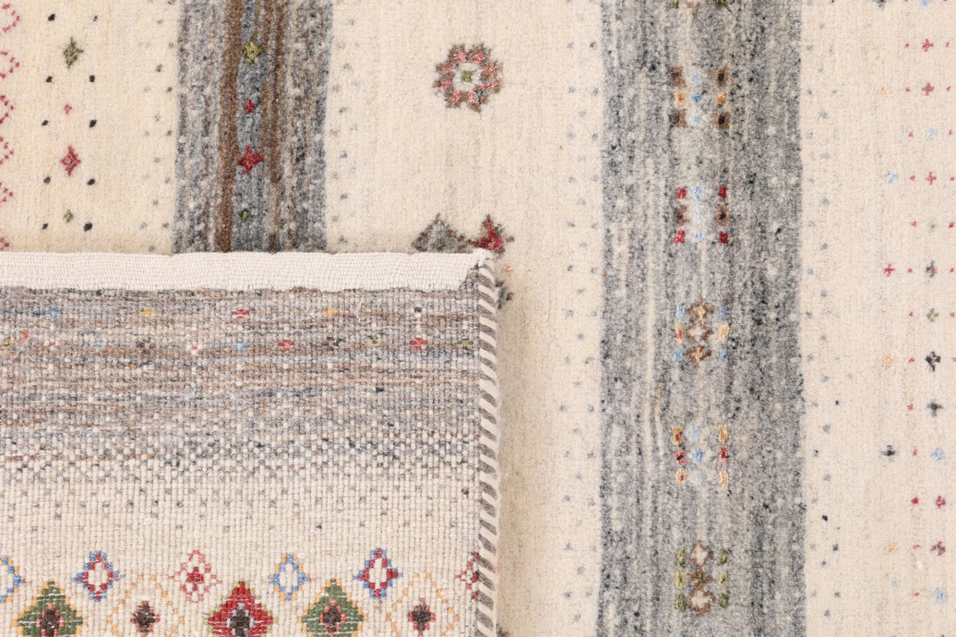 Loribaft Indian Rug — hand-knotted, 244 × 166 cm, Wool & Silk