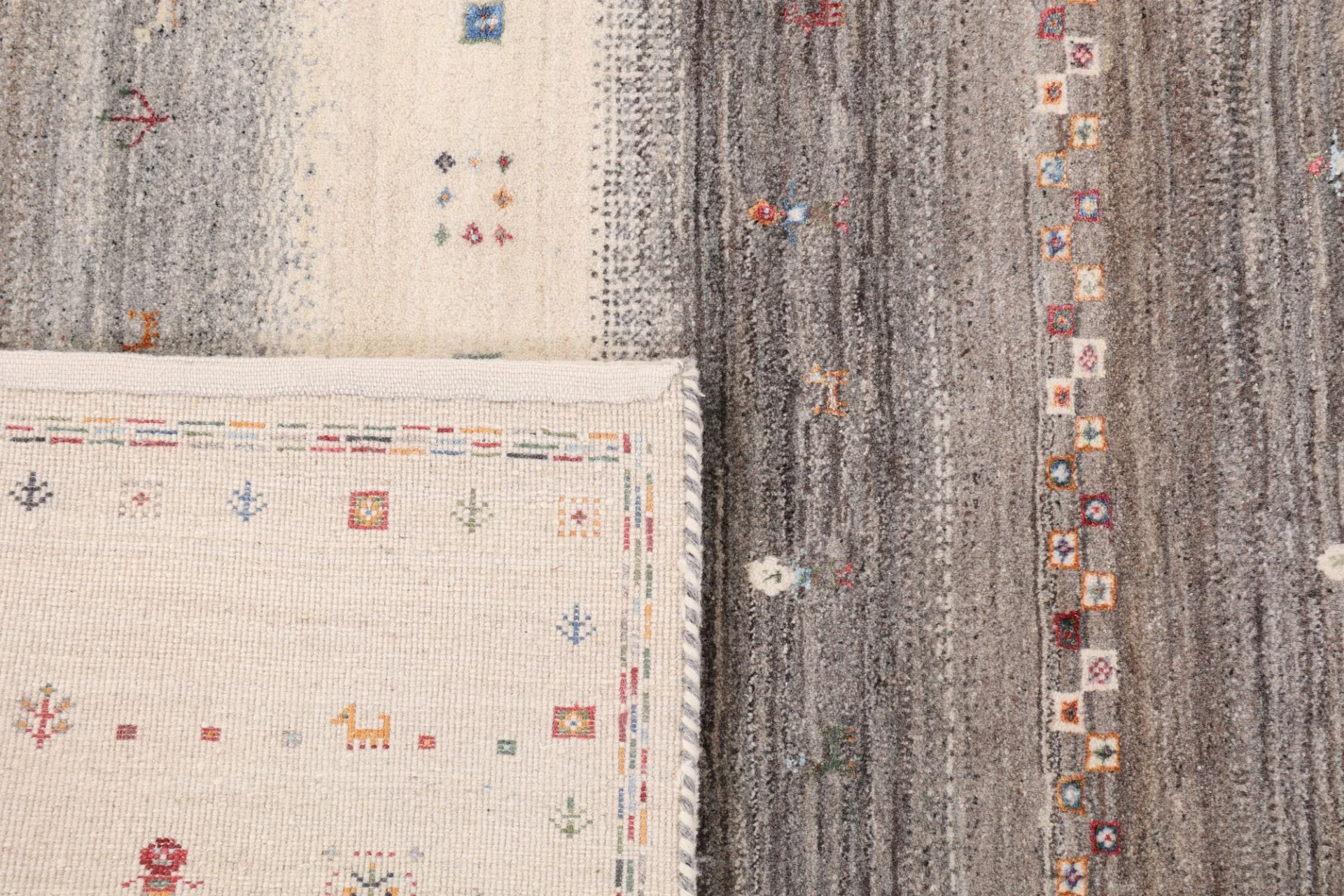 Loribaft Indian Rug — hand-knotted, 248 × 172 cm, Wool & Silk