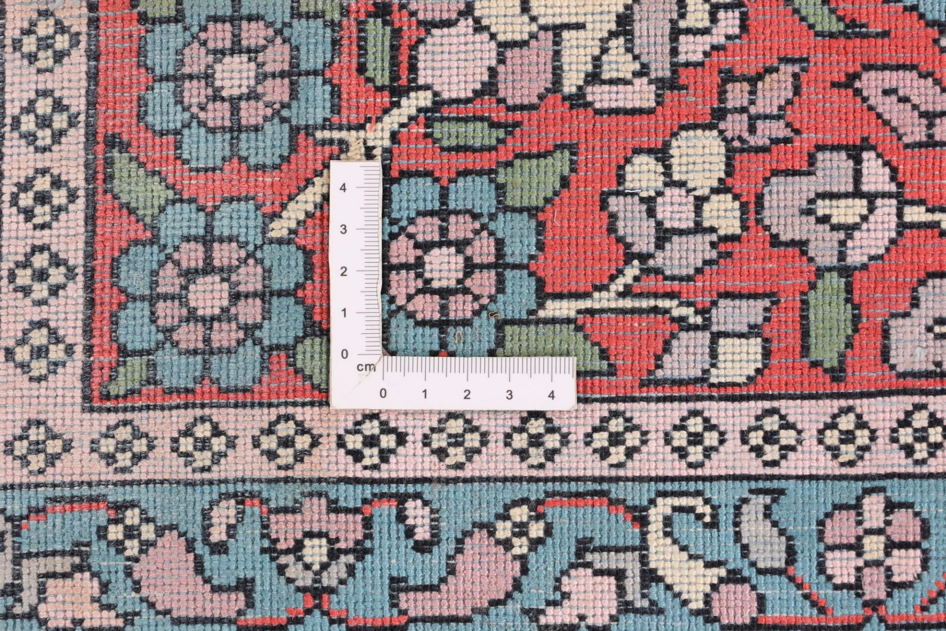 Hand-Knotted Wool Indian Rug, 274 × 182 cm