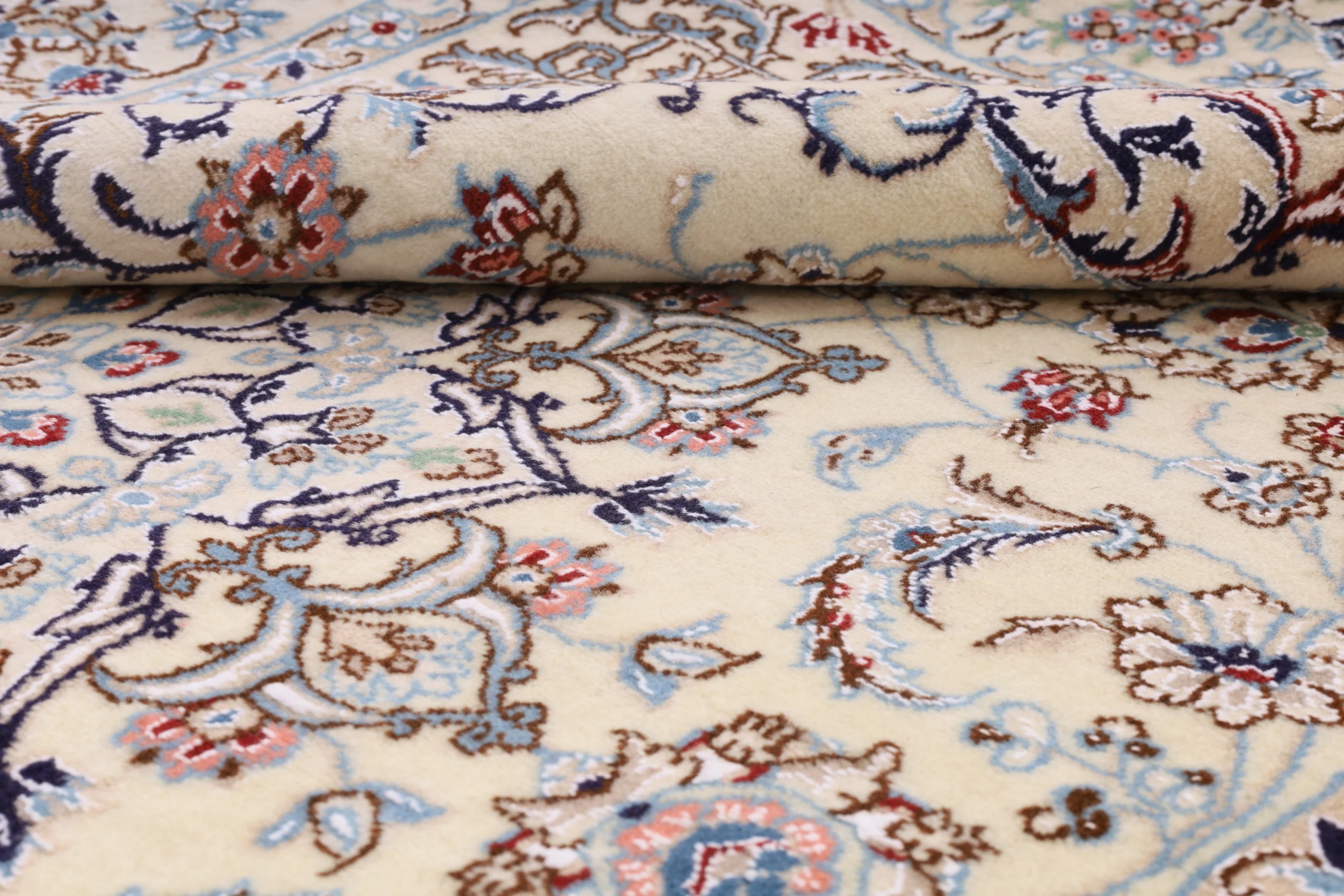 Nain Persian Rug — hand-knotted, 200 × 130 cm, Wool & Silk