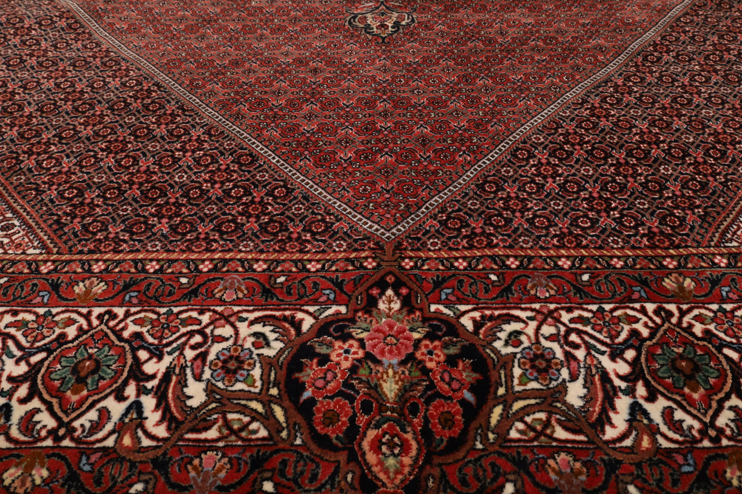 Bijar Persian Rug — hand-knotted, 308 × 212 cm, Wool & Silk