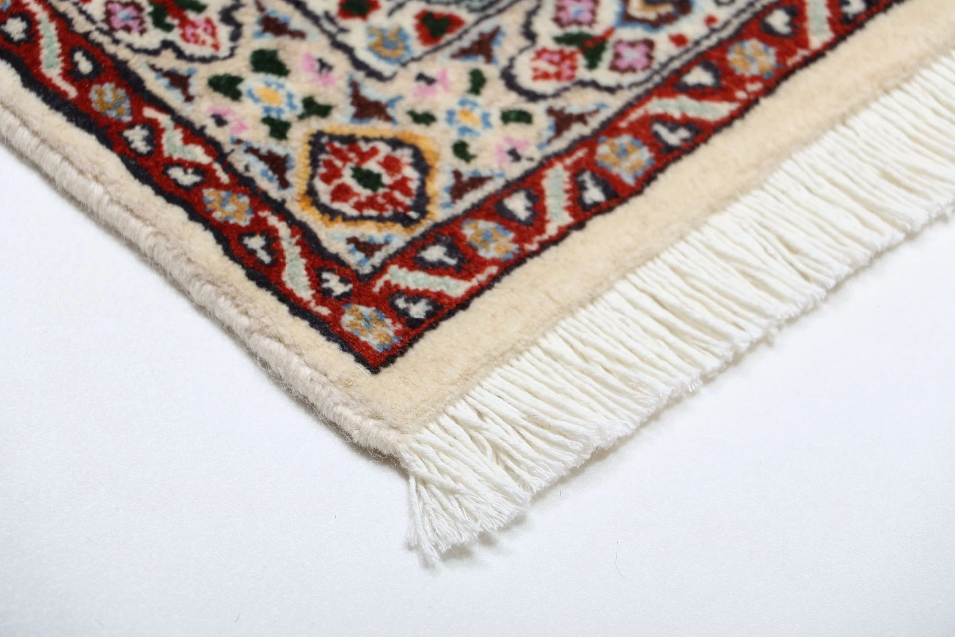 Moud Persian Rug 195 × 207 cm, Wool, hand-knotted