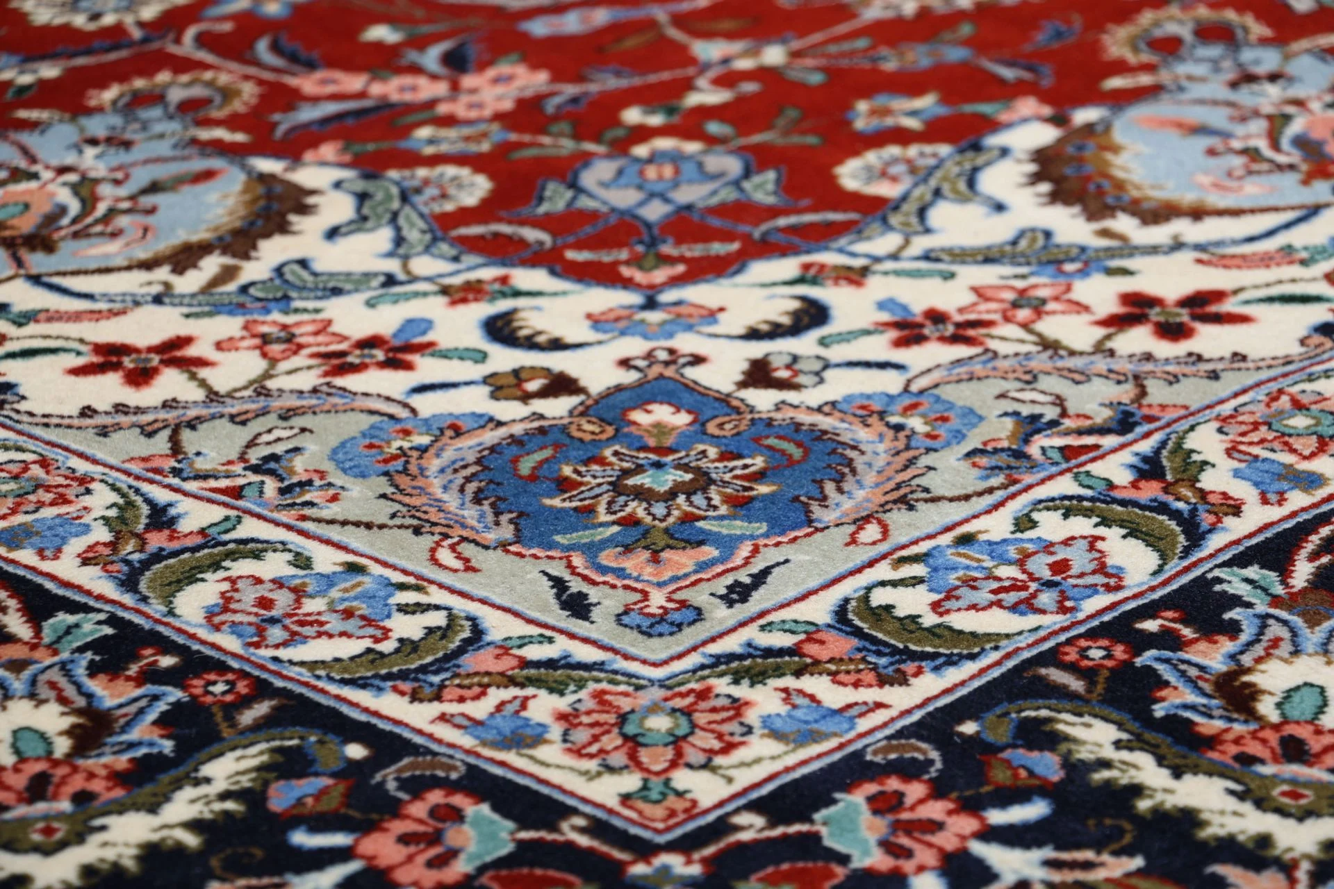 Kashmar Persian Rug — hand-knotted, 248 × 334 cm, Wool