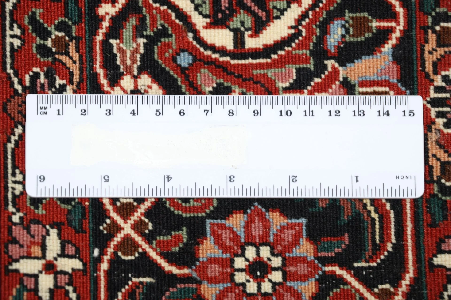 Bijar Persian Rug — hand-knotted, 173 × 230 cm, Wool & Silk